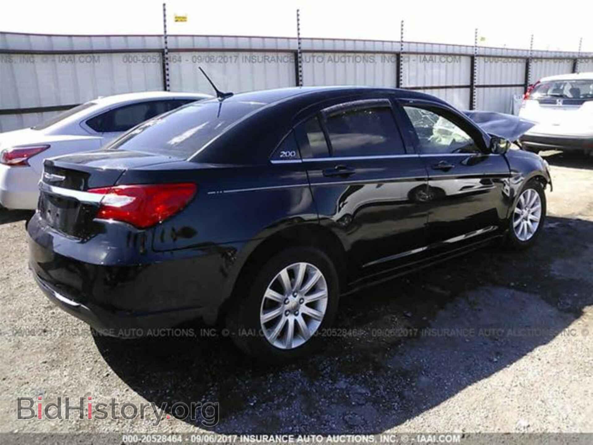 2012 Chrysler 200 - VIN: 1C3CCBBB9CN241422 - Фото 4