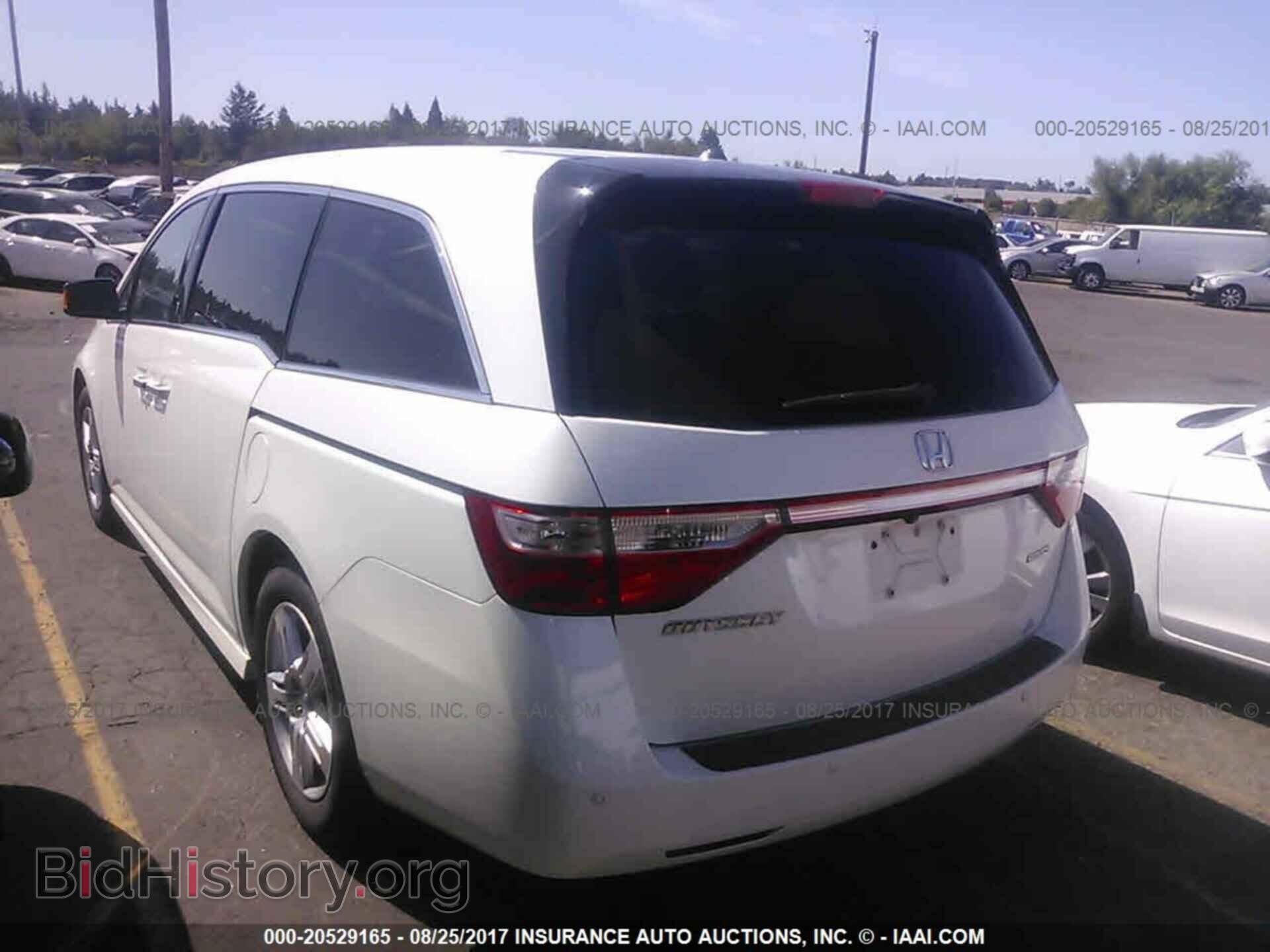 2012 Honda Odyssey - VIN: 5FNRL5H98CB012532 - Фото 3
