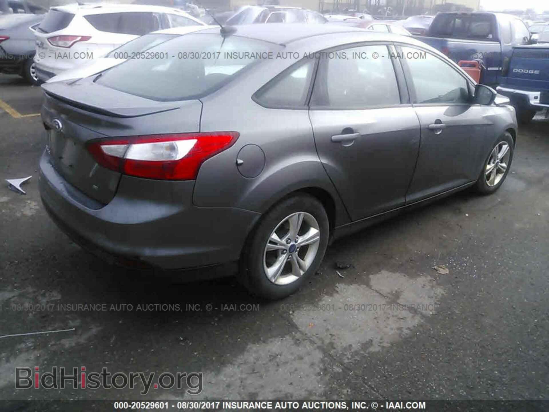 2012 Ford Focus - VIN: 1FAHP3F20CL319917 - Фото 4