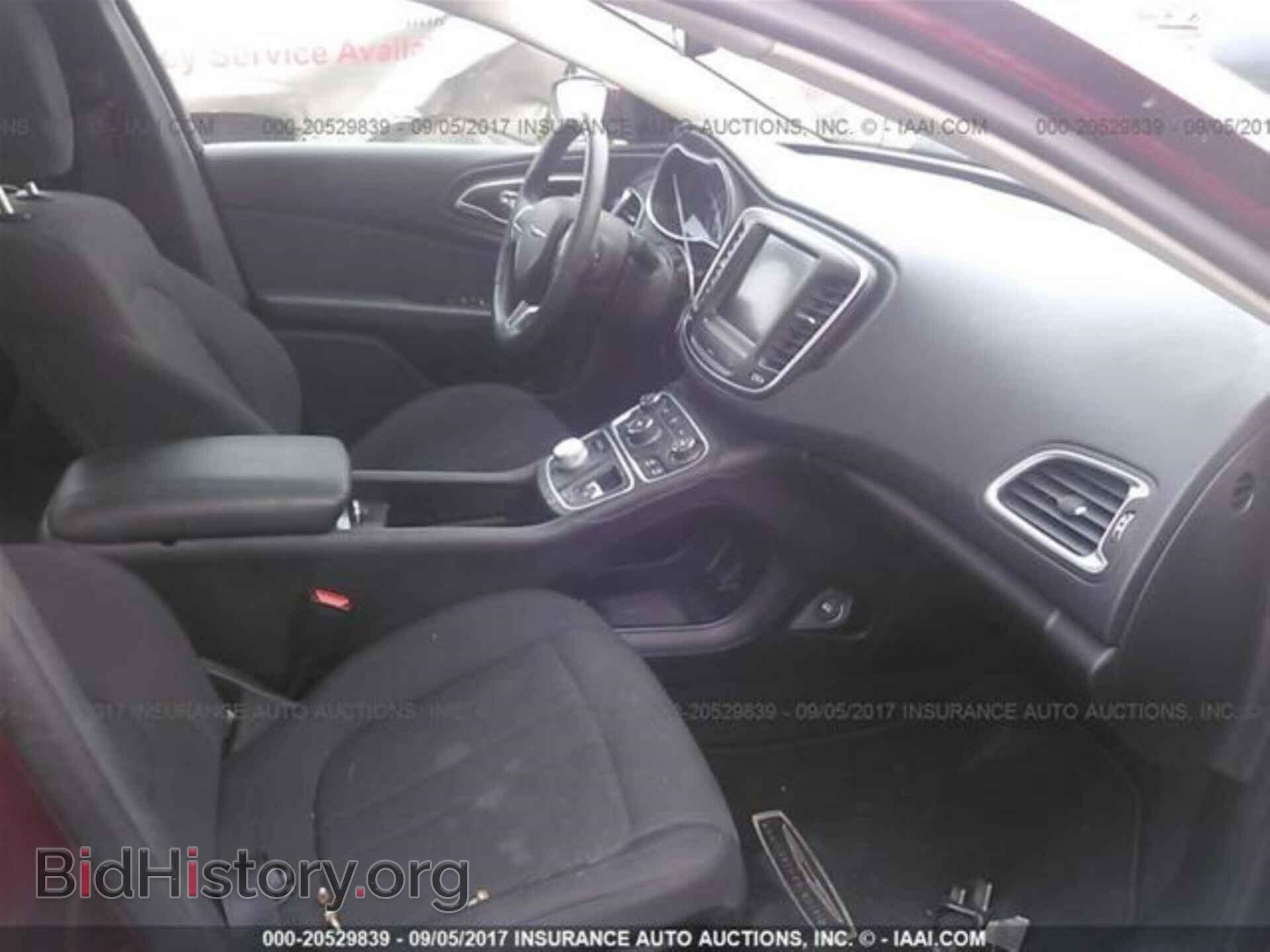 2016 Chrysler 200 - VIN: 1C3CCCAB8GN172901 - Фото 5