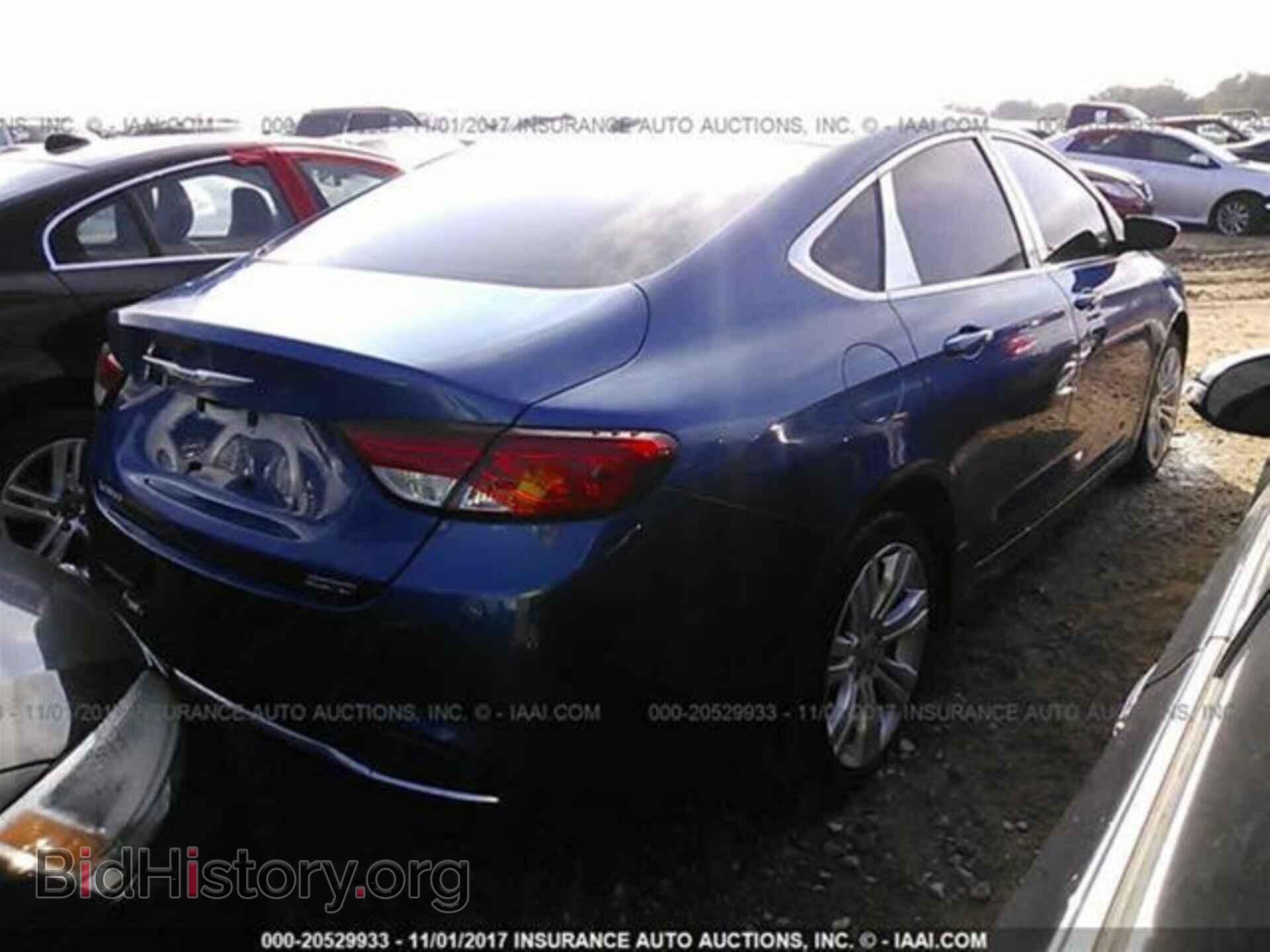 2015 Chrysler 200 - VIN: 1C3CCCAB5FN554740 - Photo 4