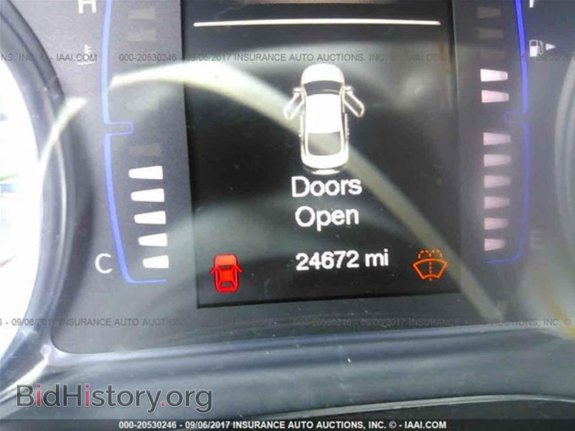2016 Chrysler 200 - VIN: 1C3CCCFB7GN186233 - Photo 7