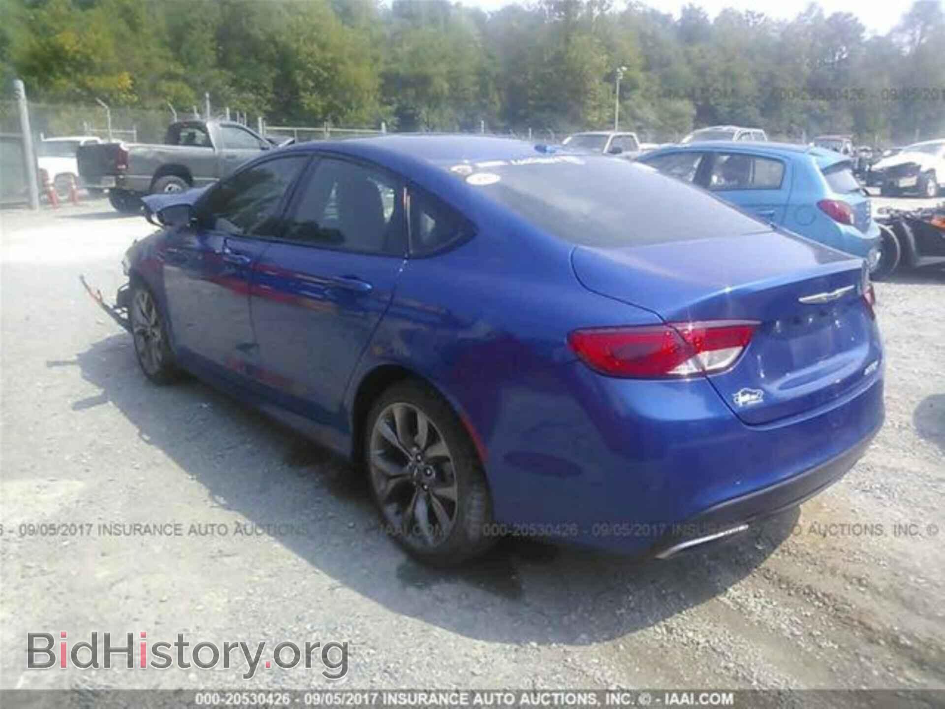 2015 Chrysler 200 - VIN: 1C3CCCBB2FN528577 - Photo 3