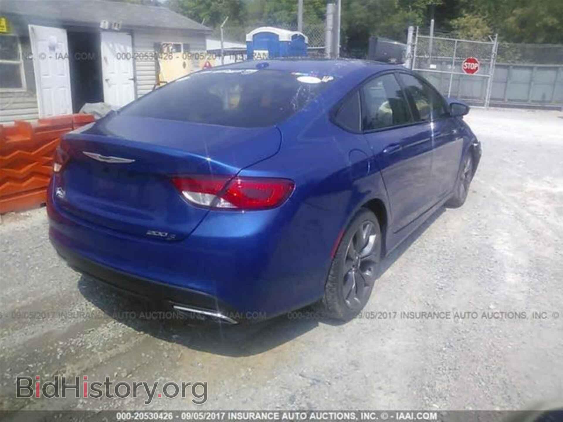 2015 Chrysler 200 - VIN: 1C3CCCBB2FN528577 - Photo 4