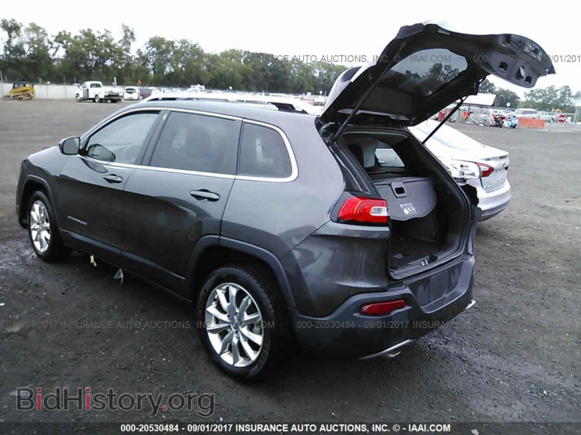 2014 Jeep Cherokee - VIN: 1C4PJLDBXEW217729 - Photo 3