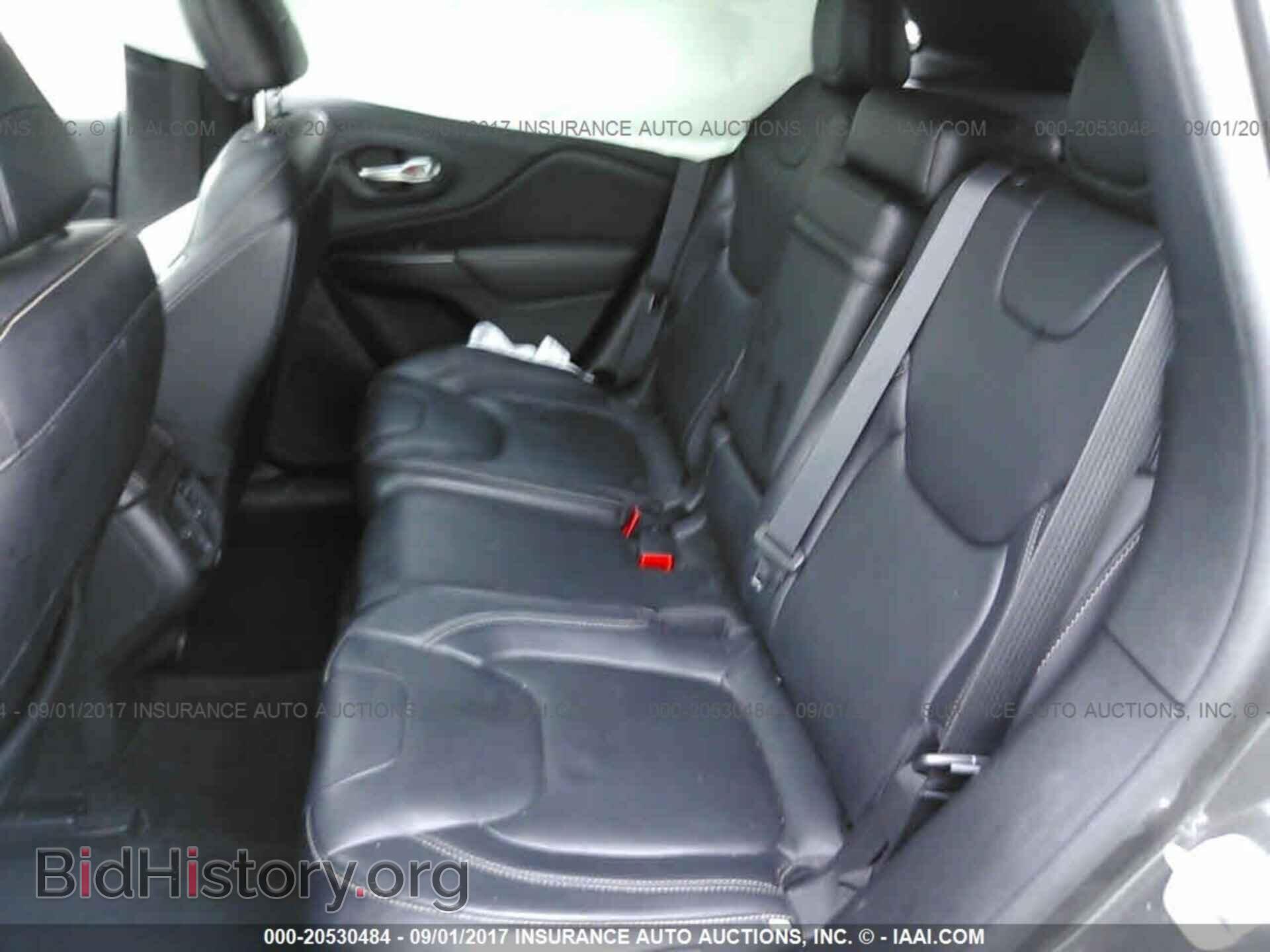 2014 Jeep Cherokee - VIN: 1C4PJLDBXEW217729 - Photo 8