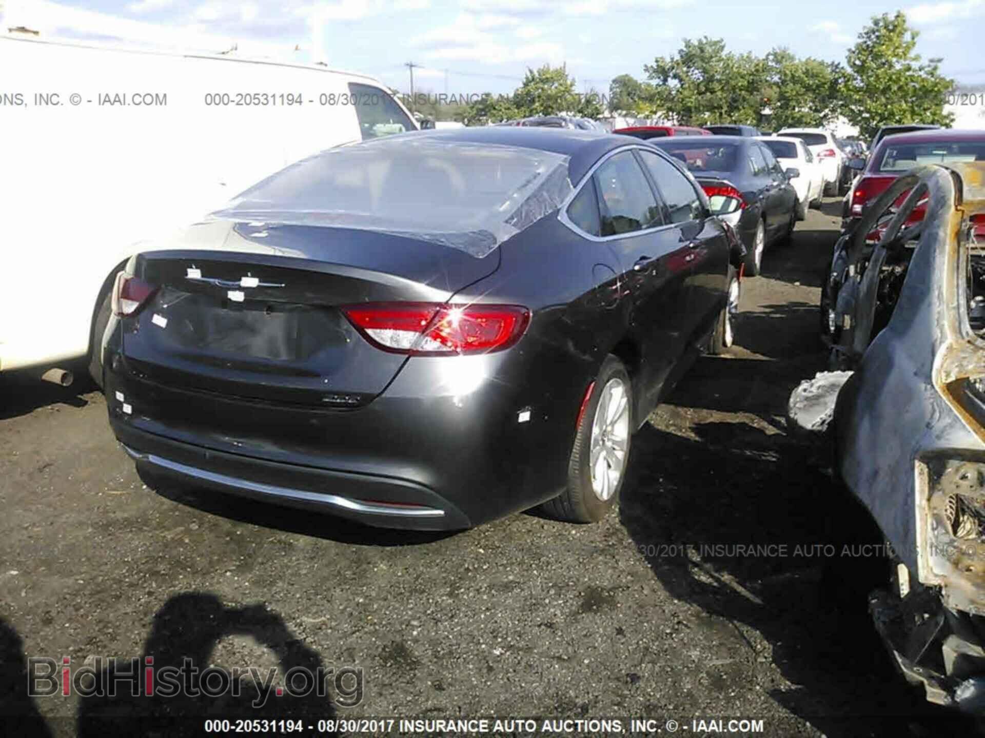 2015 Chrysler 200 - VIN: 1C3CCCAB3FN704229 - Photo 4