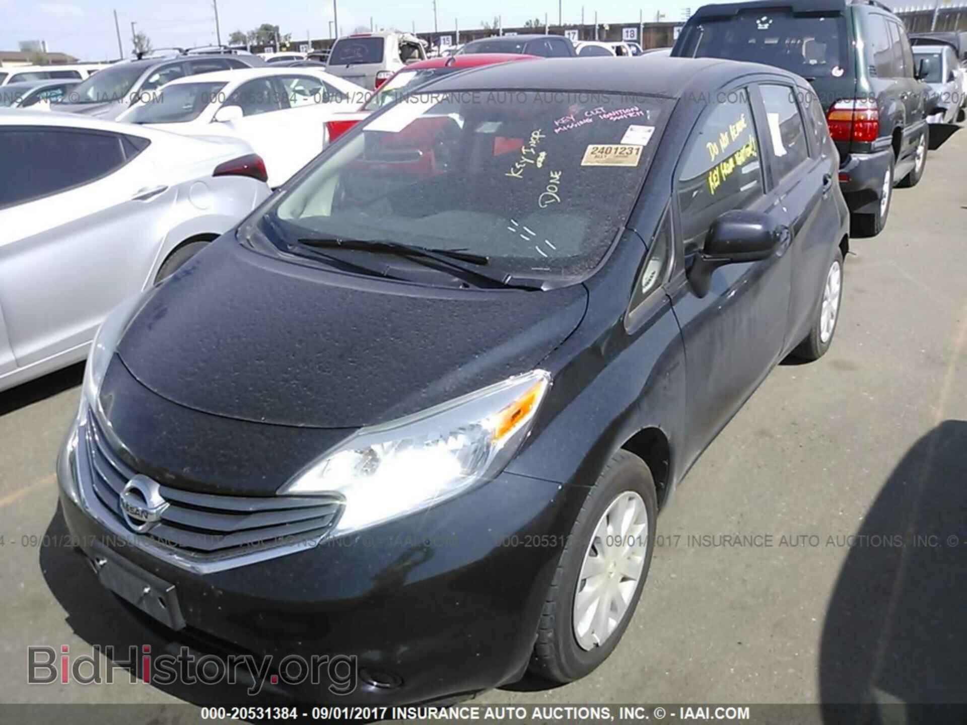 2014 Nissan Versa note - VIN: 3N1CE2CP3EL381827 - Photo 2