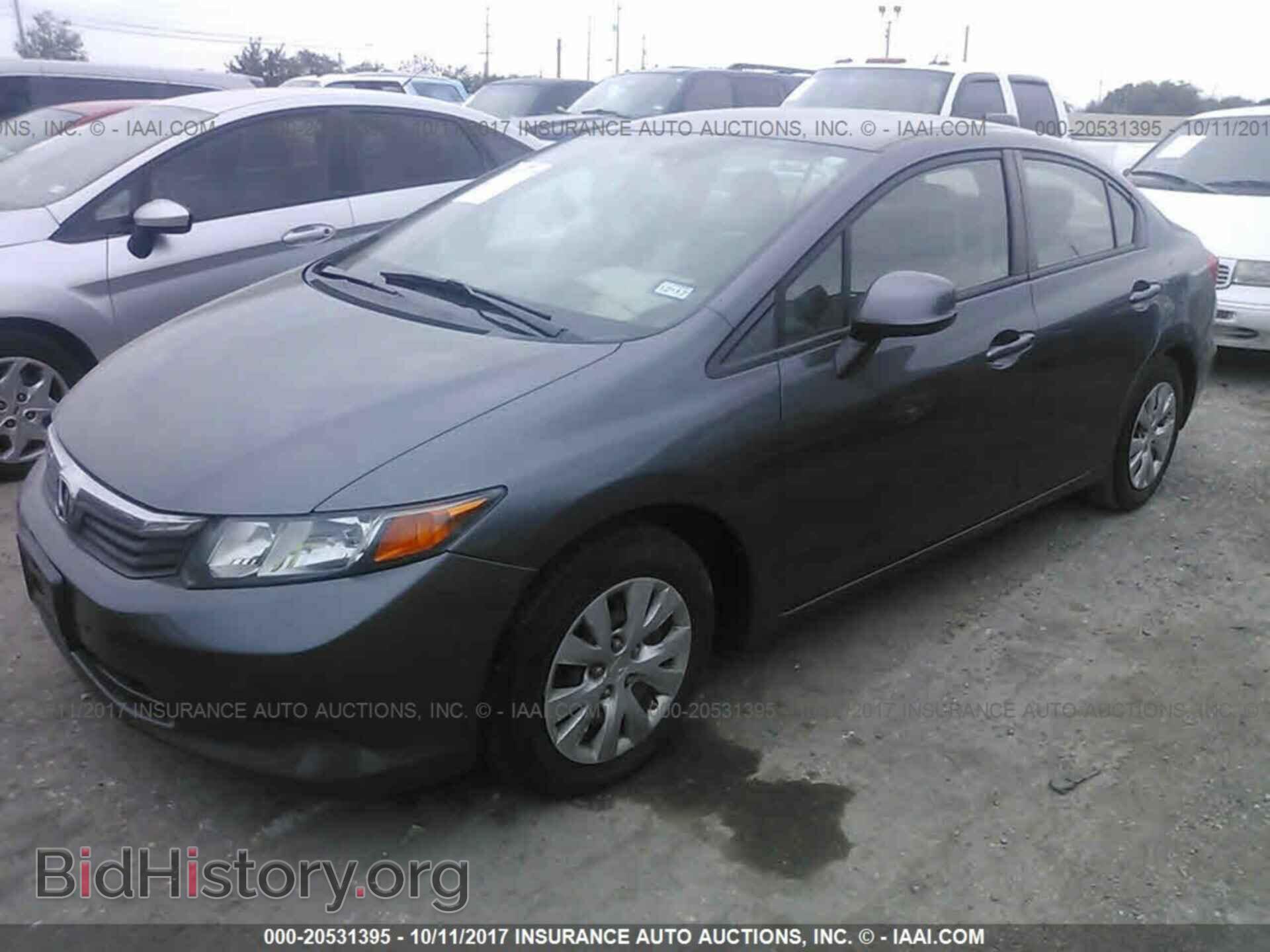 2012 Honda Civic - VIN: 2HGFB2F5XCH325114 - Фото 2