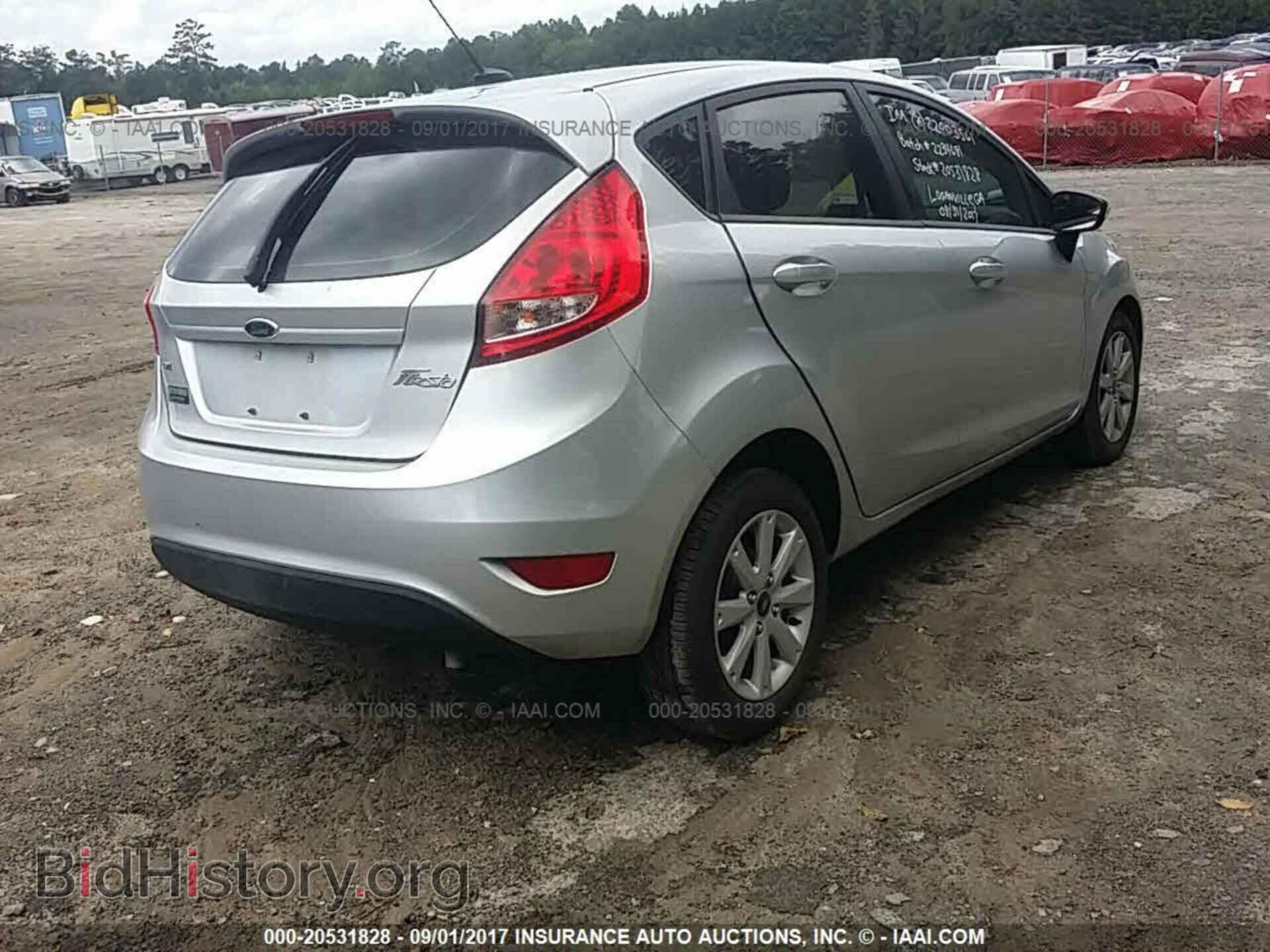 2013 Ford Fiesta - VIN: 3FADP4EJ5DM183247 - Фото 4