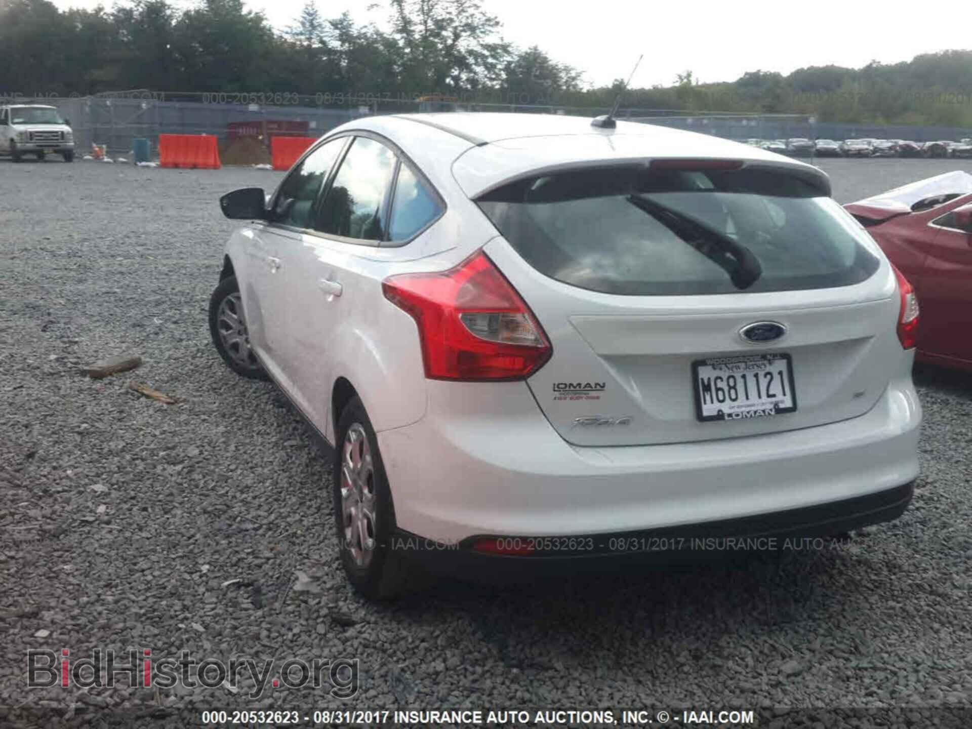2012 Ford Focus - VIN: 1FAHP3K26CL470671 - Photo 3