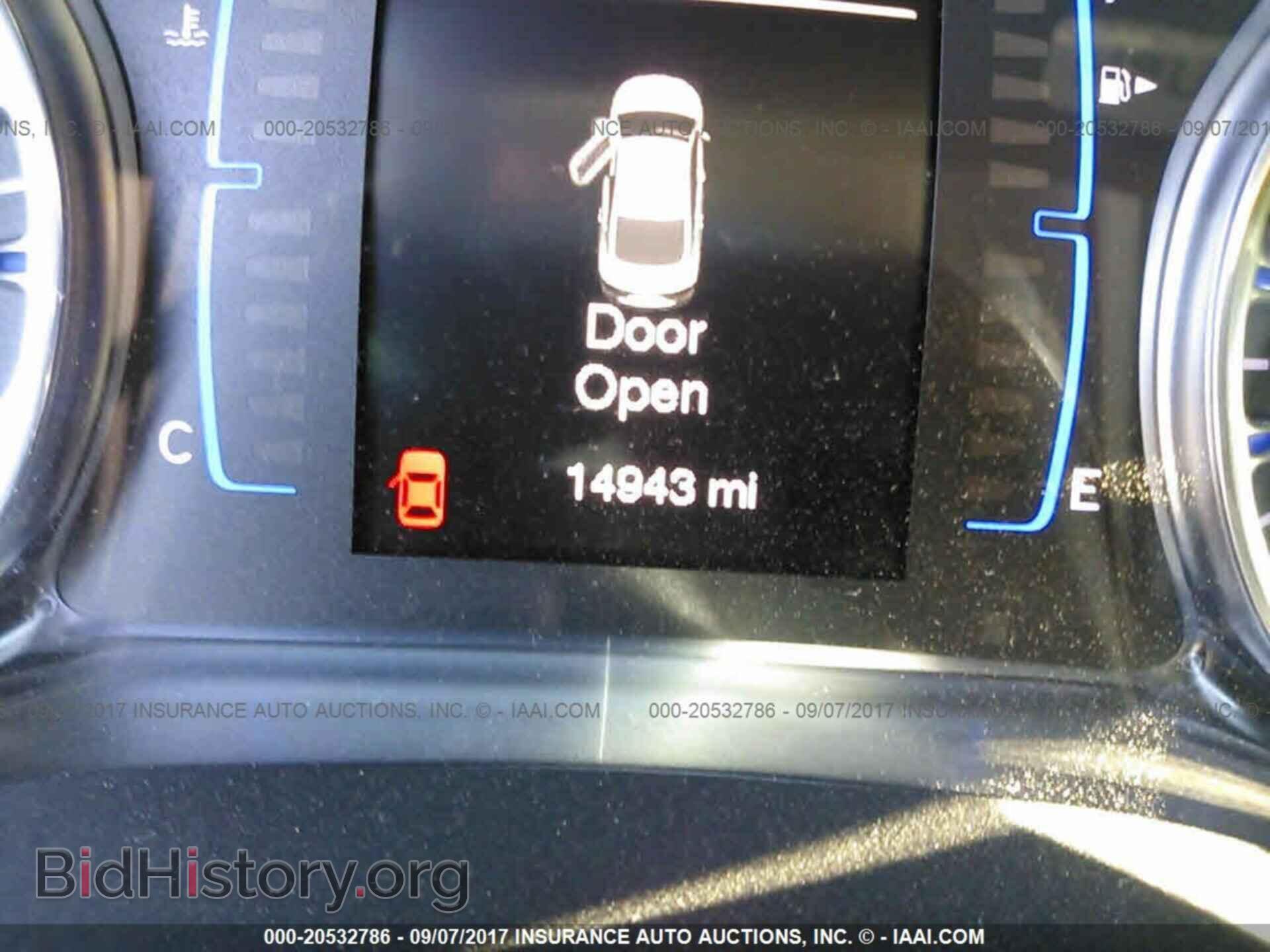 2016 Chrysler 200 - VIN: 1C3CCCAB3GN145248 - Photo 7