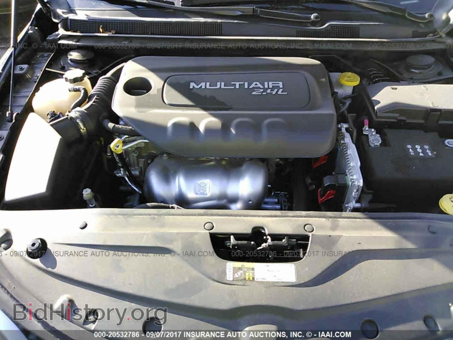 2016 Chrysler 200 - VIN: 1C3CCCAB3GN145248 - Photo 10