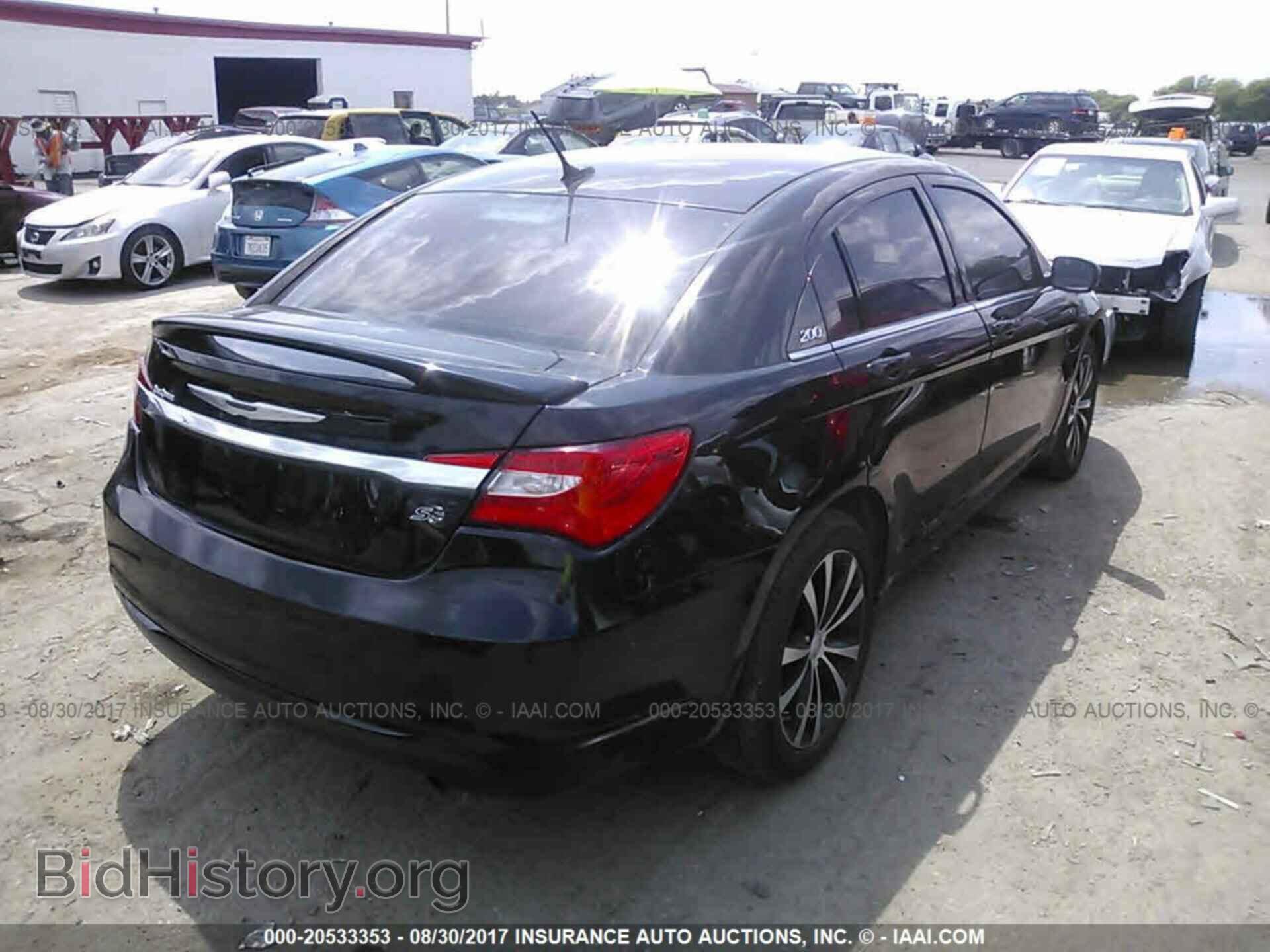 2013 Chrysler 200 - VIN: 1C3CCBBB4DN525574 - Фото 4