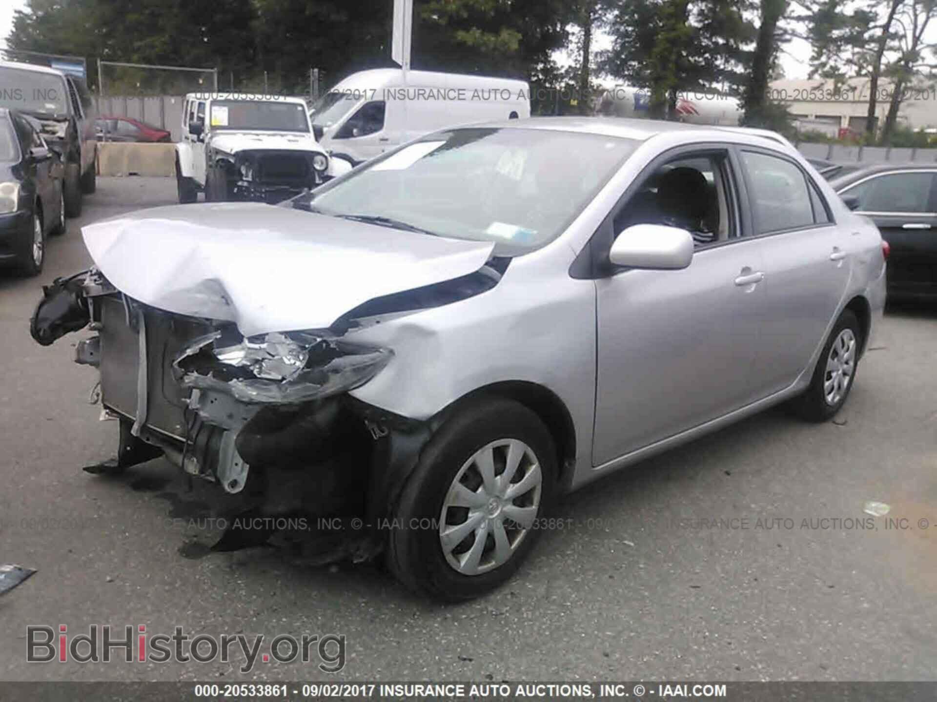 2011 Toyota Corolla - VIN: 2T1BU4EE7BC711969 - Photo 2