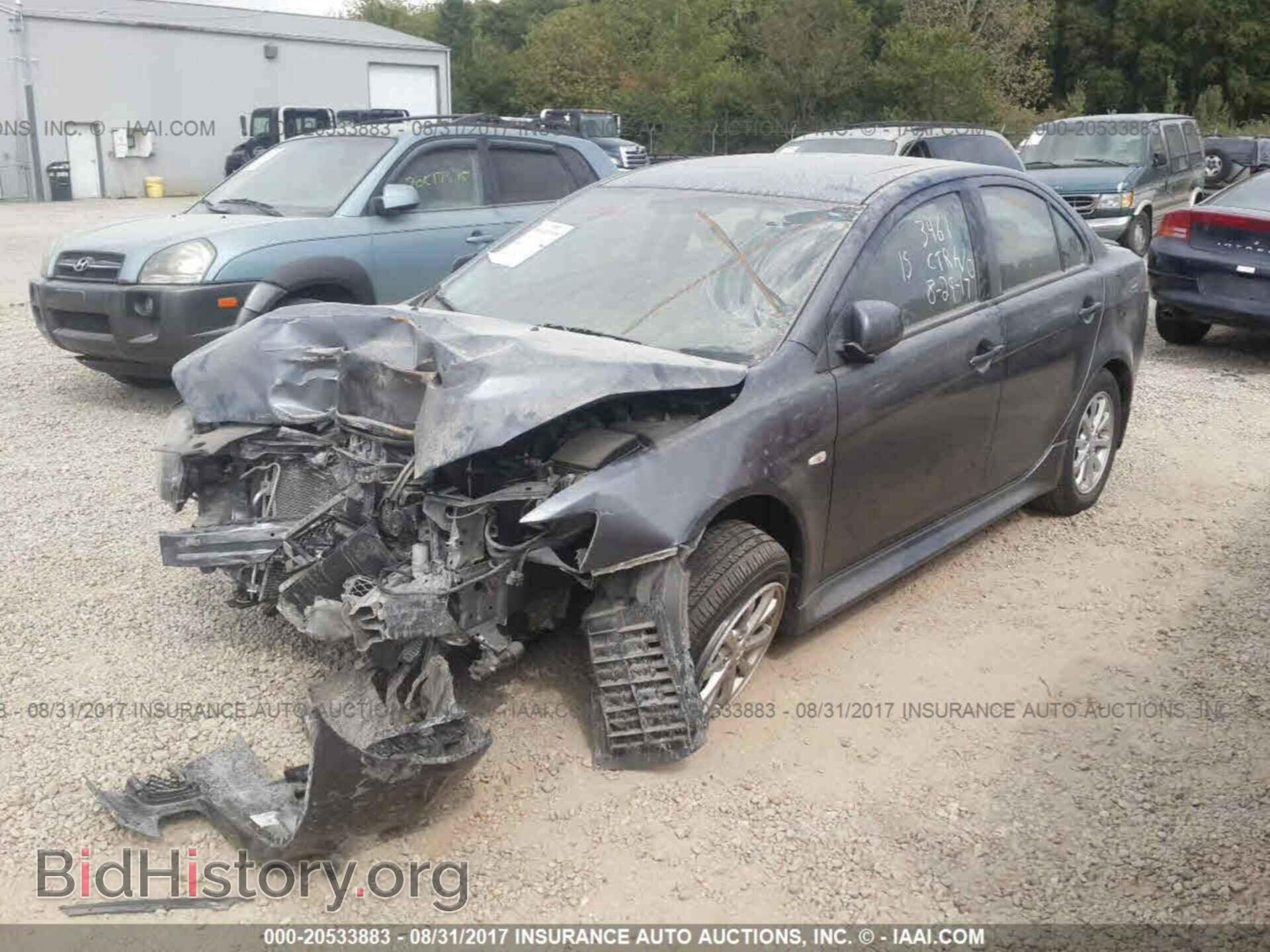 2011 Mitsubishi Lancer - VIN: JA32U2FUXBU004697 - Фото 2