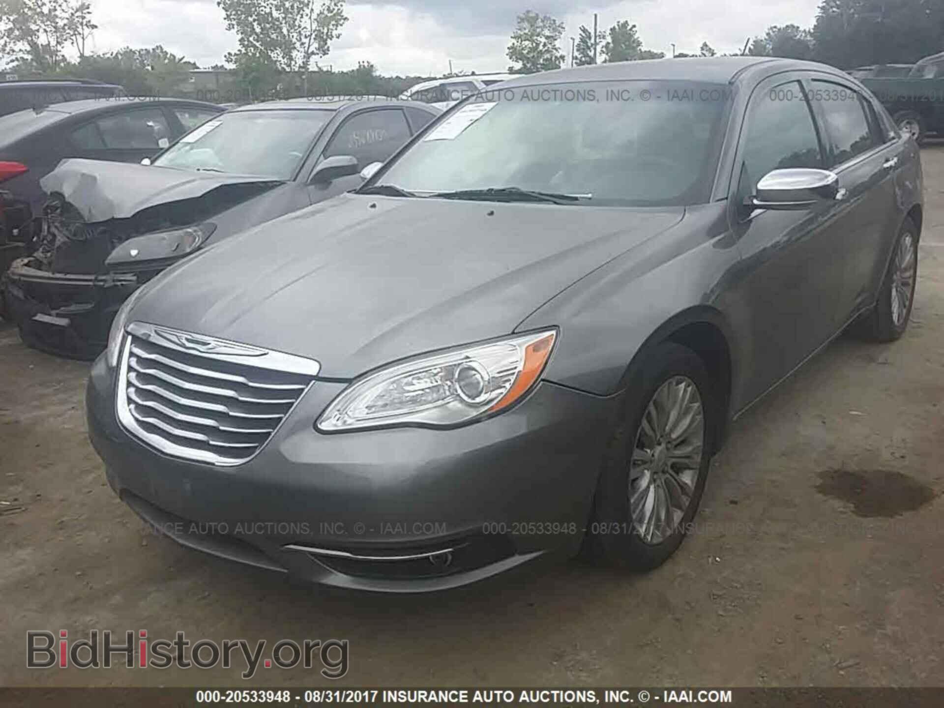 2012 Chrysler 200 - VIN: 1C3CCBCB8CN162967 - Photo 2