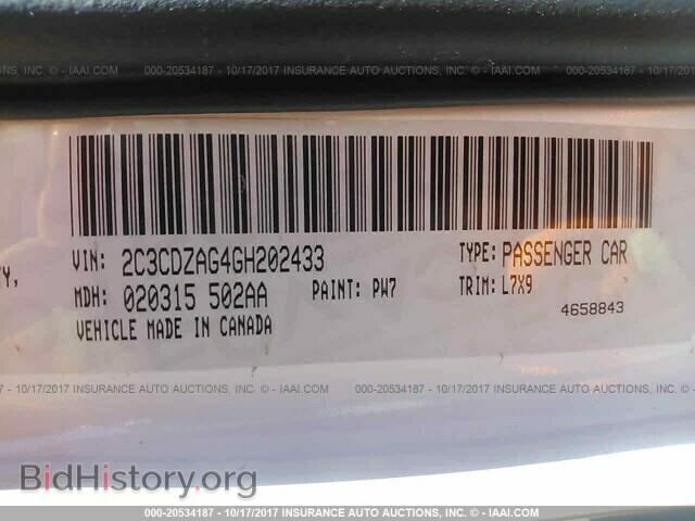 2016 Dodge Challenger - VIN: 2C3CDZAG4GH202433 - Photo 9