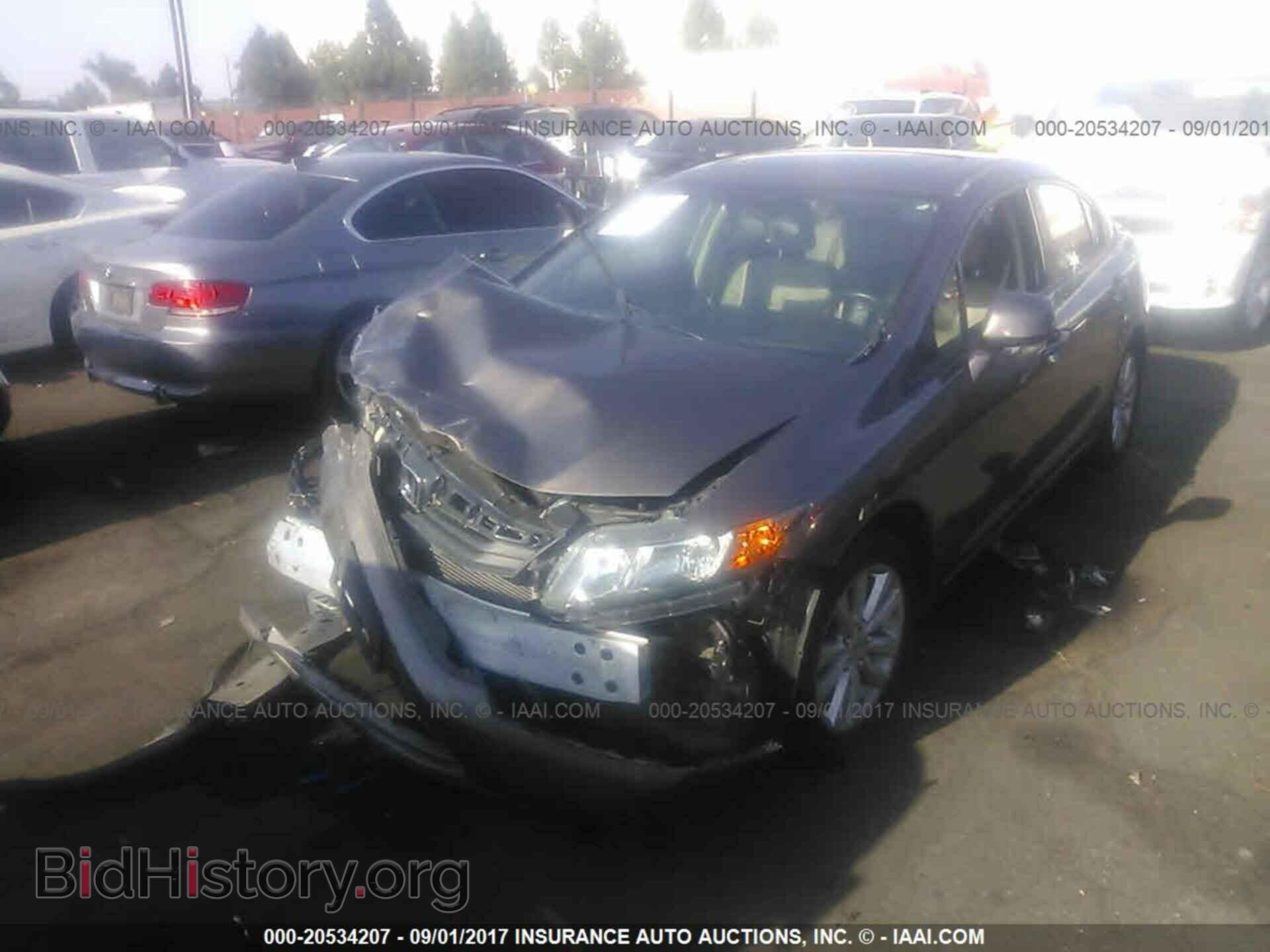 2012 Honda Civic - VIN: 2HGFB2F92CH539159 - Photo 2