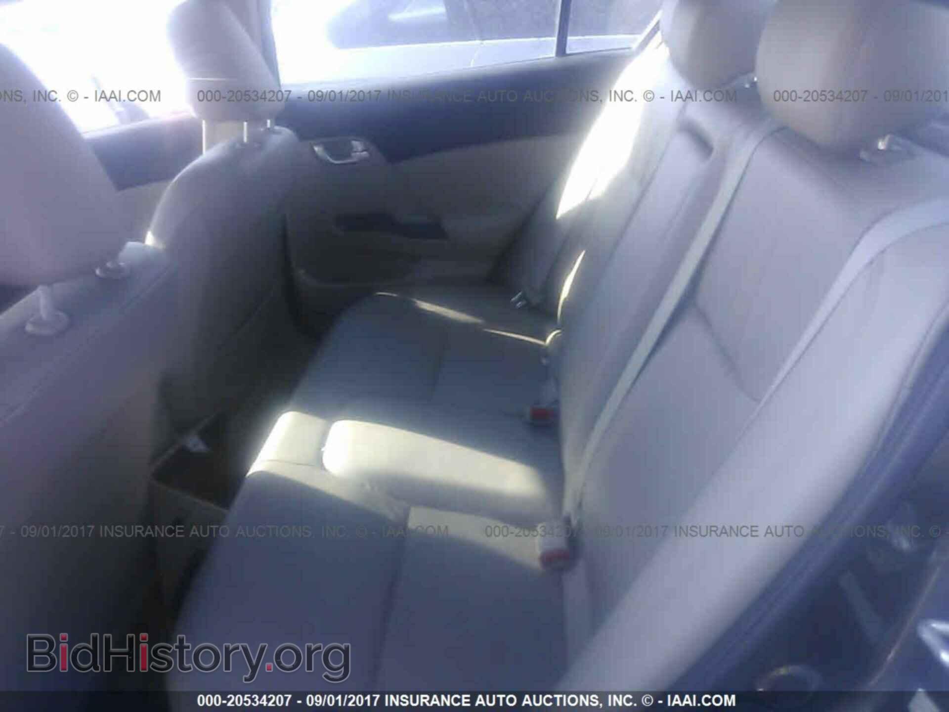 2012 Honda Civic - VIN: 2HGFB2F92CH539159 - Photo 8