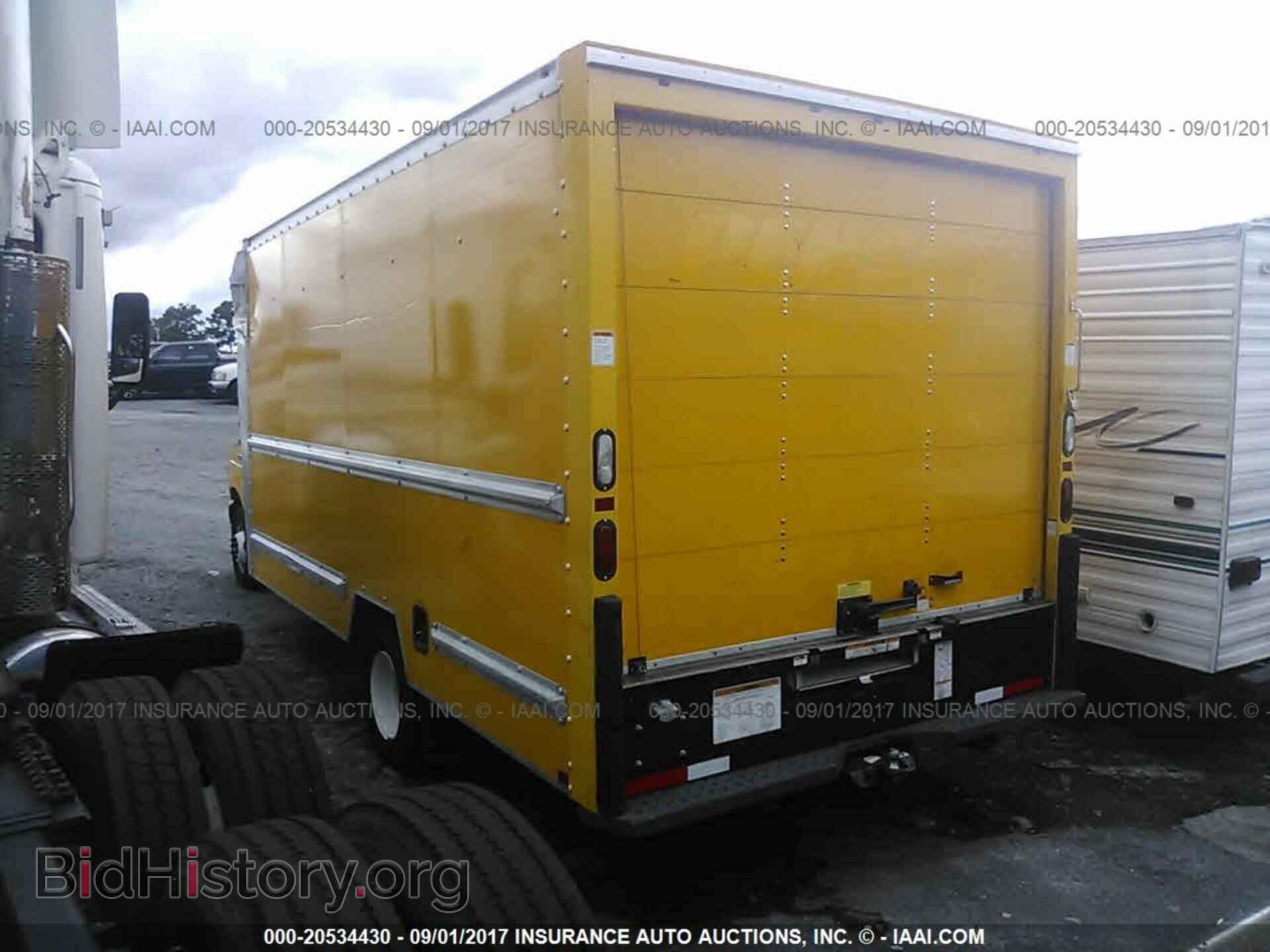 2014 Ford Econoline - VIN: 1FDWE3FS4EDA41460 - Фото 3