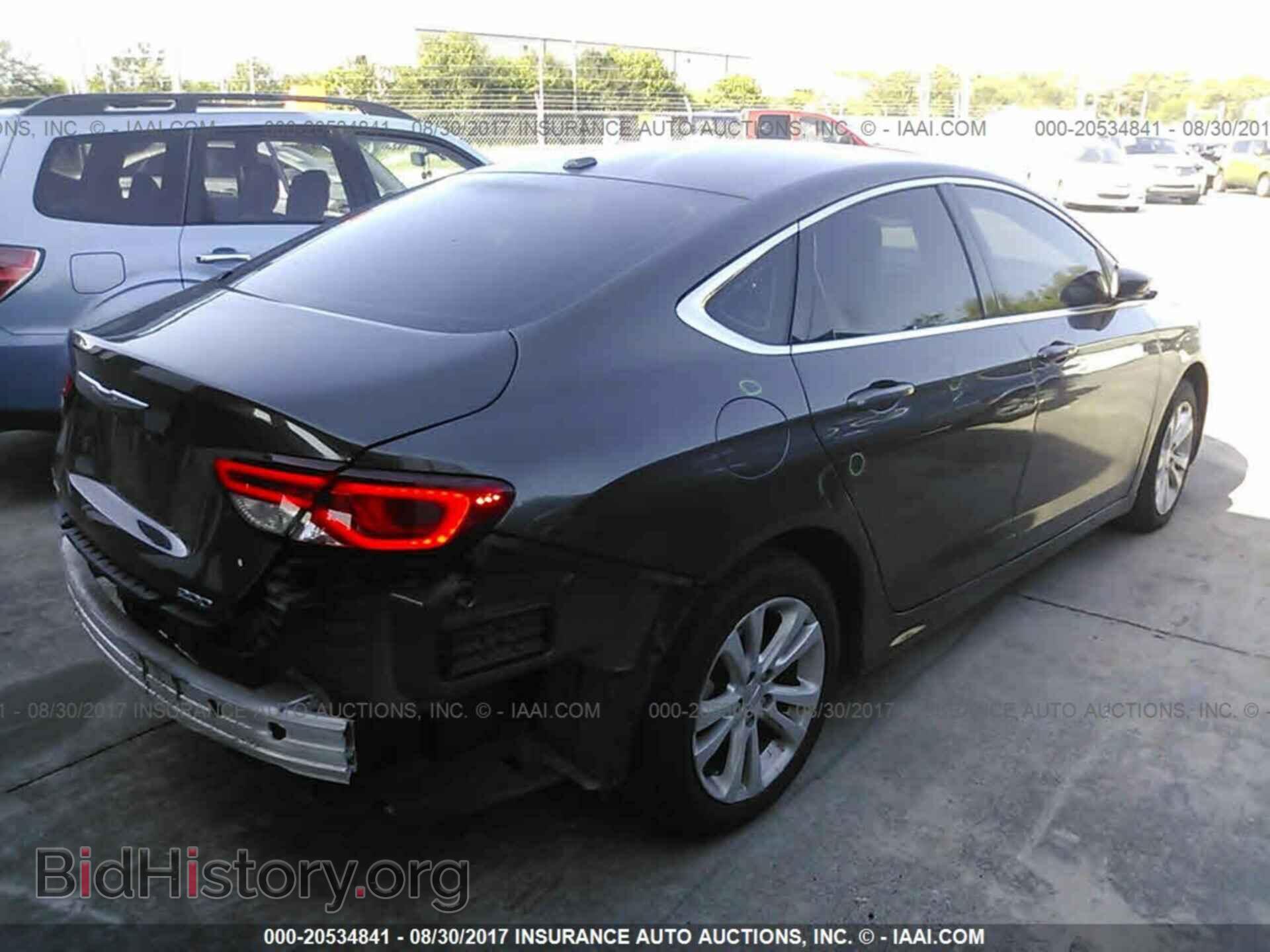 2015 Chrysler 200 - VIN: 1C3CCCAB4FN607718 - Photo 4