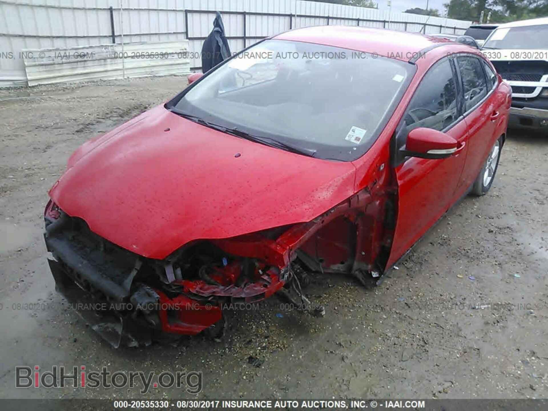 2014 Ford Focus - VIN: 1FADP3F26EL211867 - Фото 2