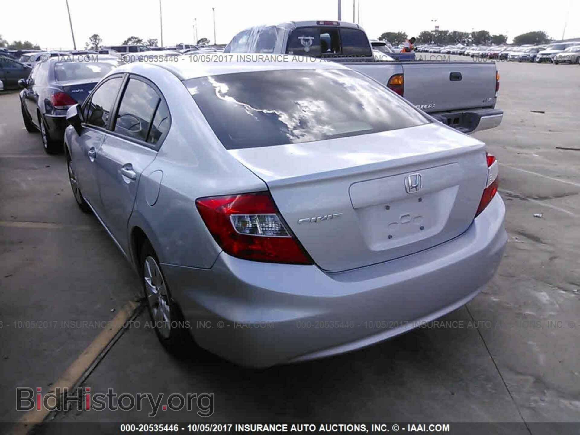 2012 Honda Civic - VIN: 2HGFB2F50CH564591 - Фото 3
