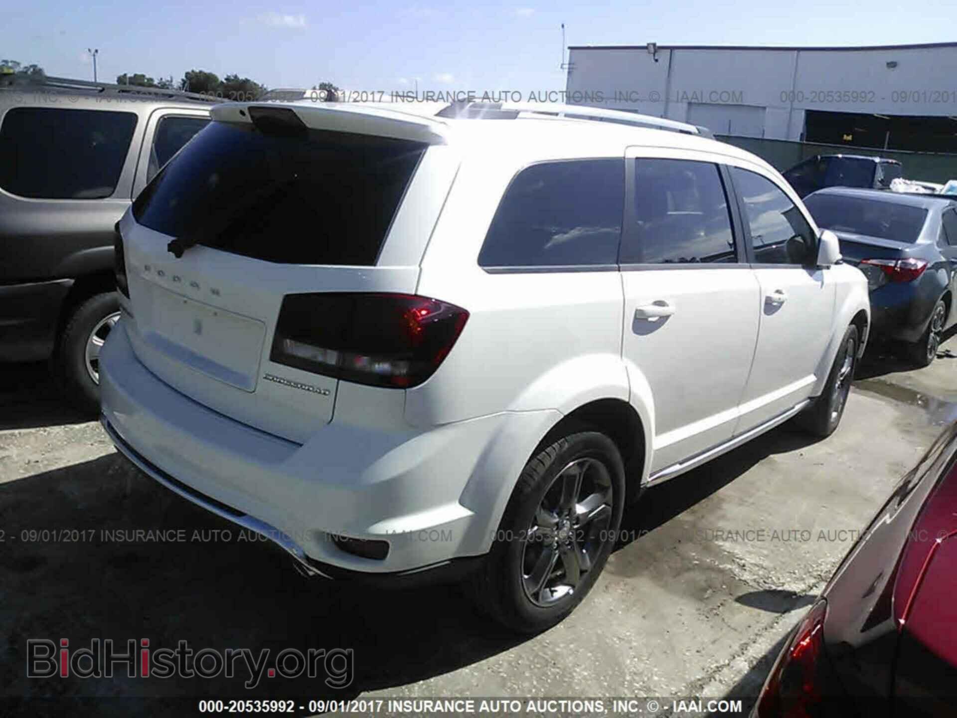 2017 Dodge Journey - VIN: 3C4PDCGG6HT576178 - Фото 4