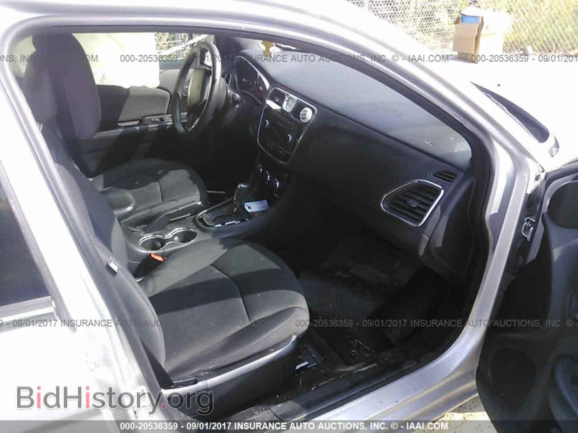 2012 Chrysler 200 - VIN: 1C3CCBAB8CN223219 - Фото 5