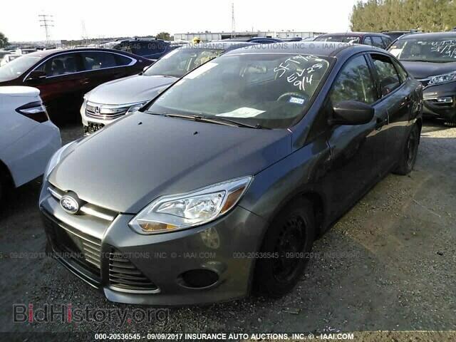 2014 Ford Focus - VIN: 1FADP3E2XEL123017 - Photo 2
