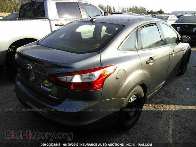 2014 Ford Focus - VIN: 1FADP3E2XEL123017 - Photo 4
