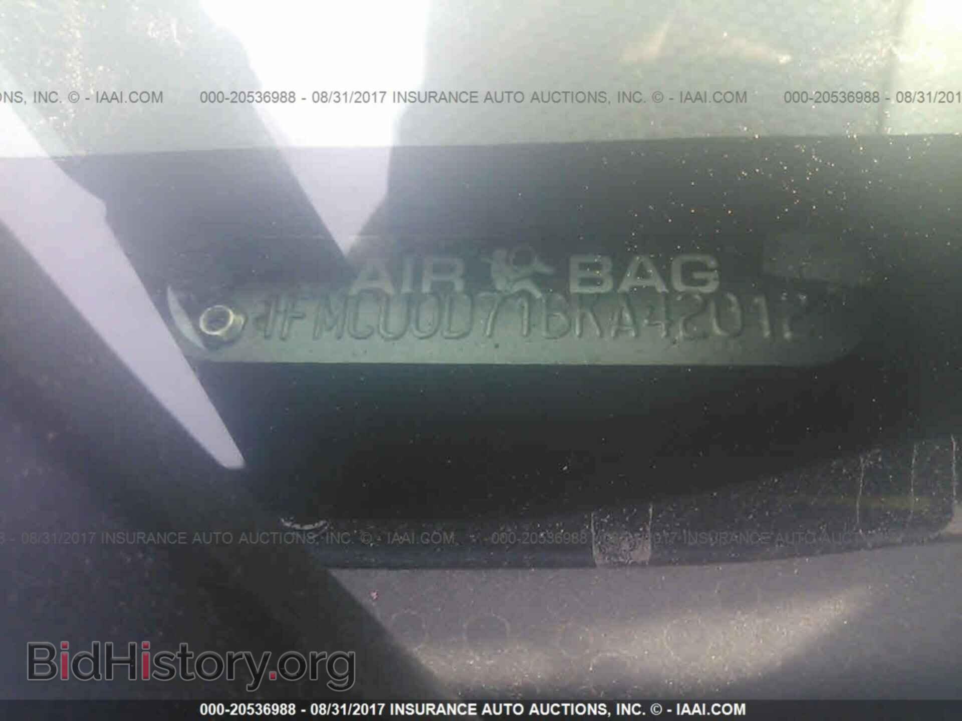 2011 Ford Escape - VIN: 1FMCU0D71BKA42012 - Фото 9