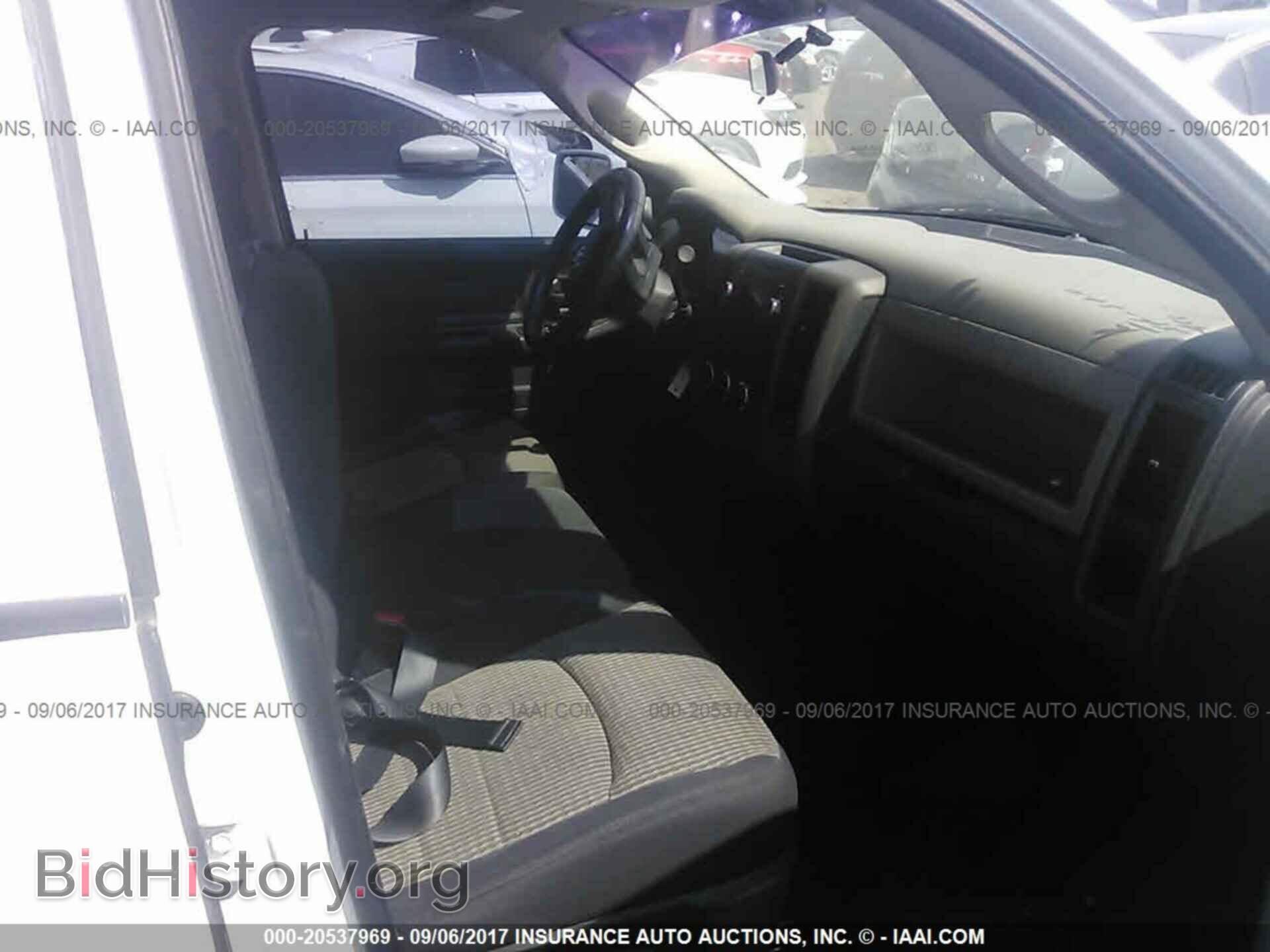 2011 Dodge Ram 1500 - VIN: 1D7RB1GP9BS653904 - Фото 5
