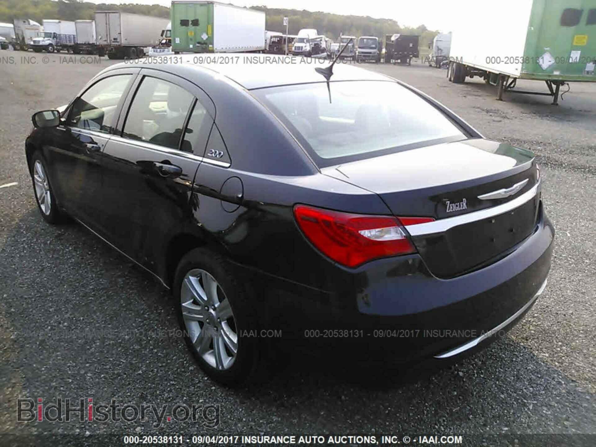 2012 Chrysler 200 - VIN: 1C3CCBBBXCN107731 - Фото 3