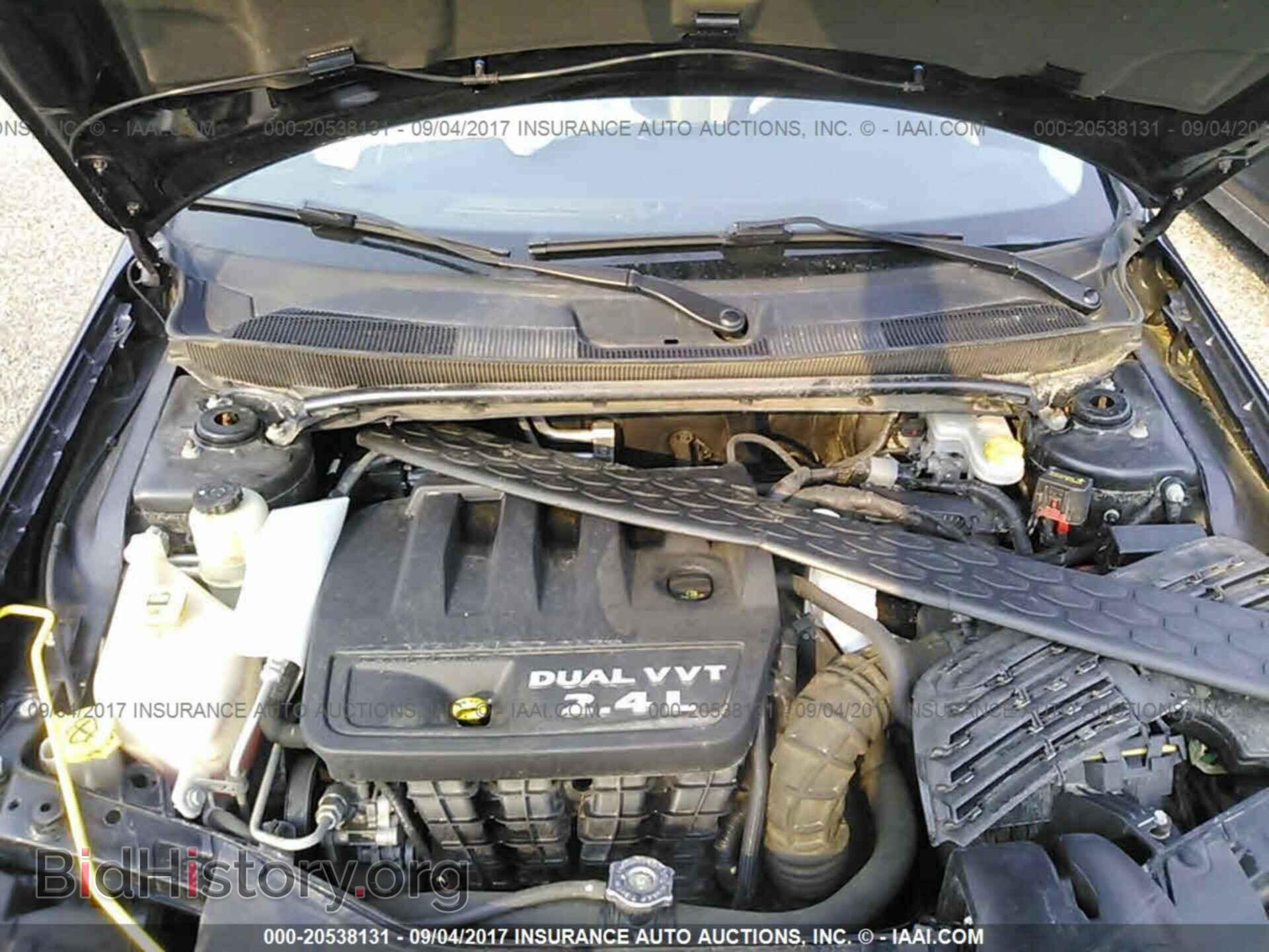 2012 Chrysler 200 - VIN: 1C3CCBBBXCN107731 - Фото 10