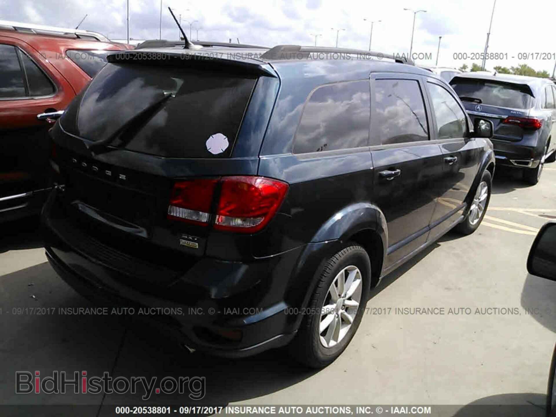 2014 Dodge Journey - VIN: 3C4PDCBG3ET176288 - Фото 4