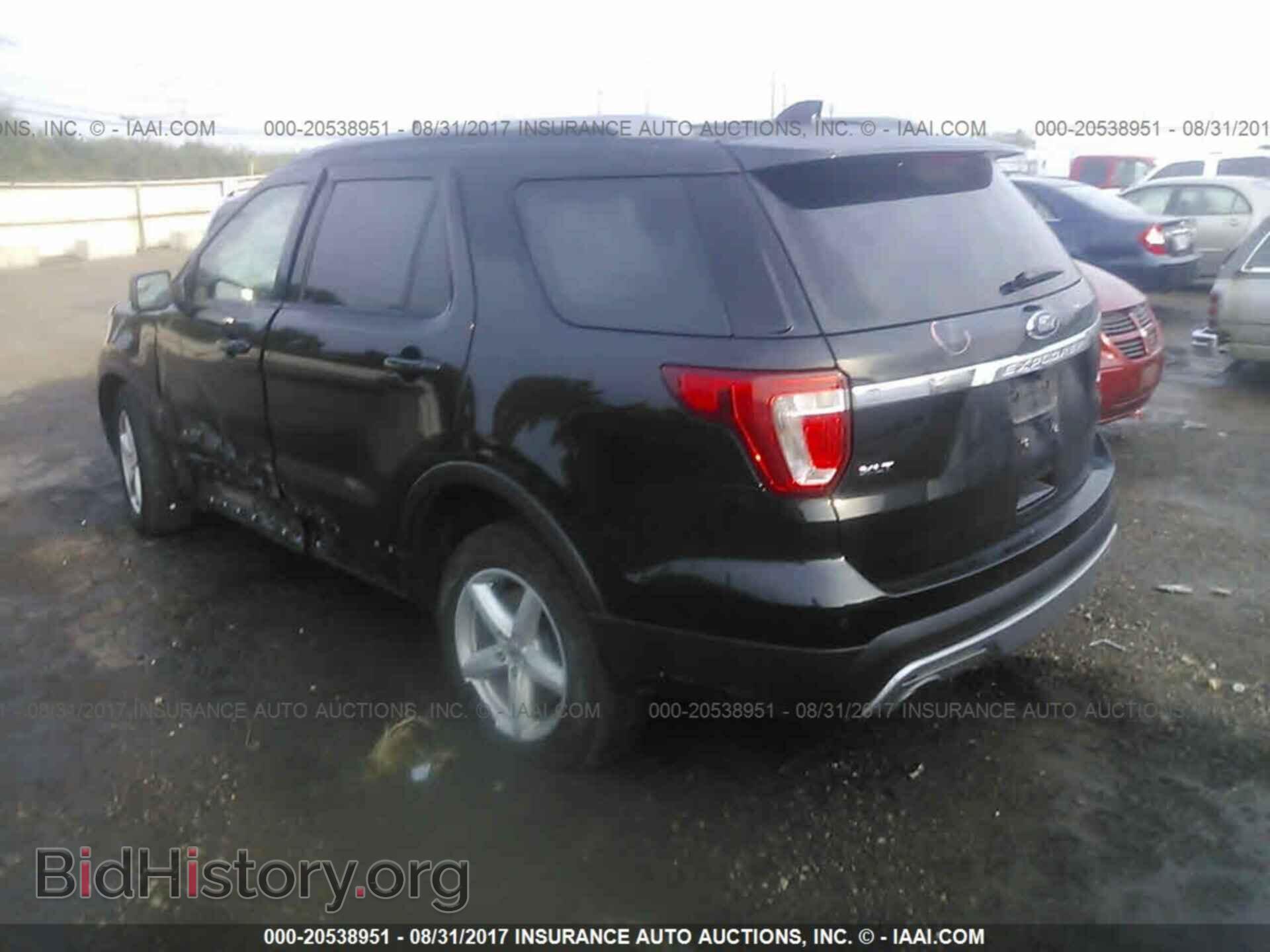 2016 Ford Explorer - VIN: 1FM5K8D85GGC03008 - Фото 3