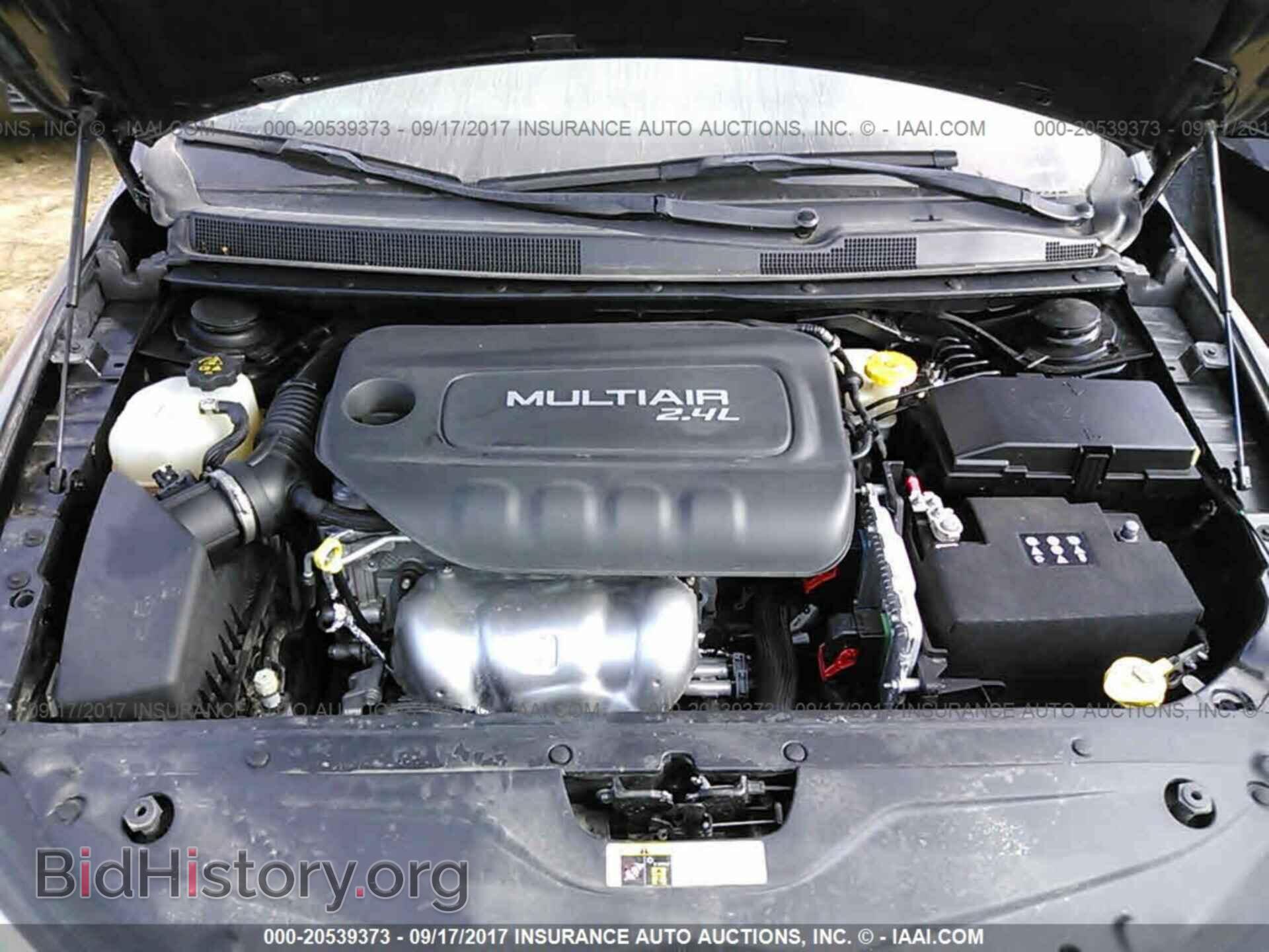 2015 Chrysler 200 - VIN: 1C3CCCAB4FN755366 - Photo 10