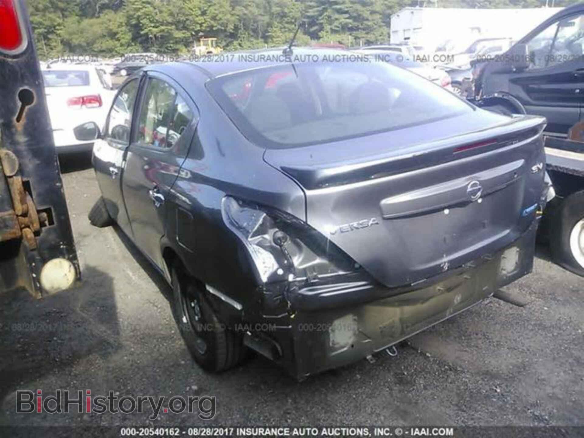 2016 Nissan Versa - VIN: 3N1CN7AP2GL868424 - Фото 3
