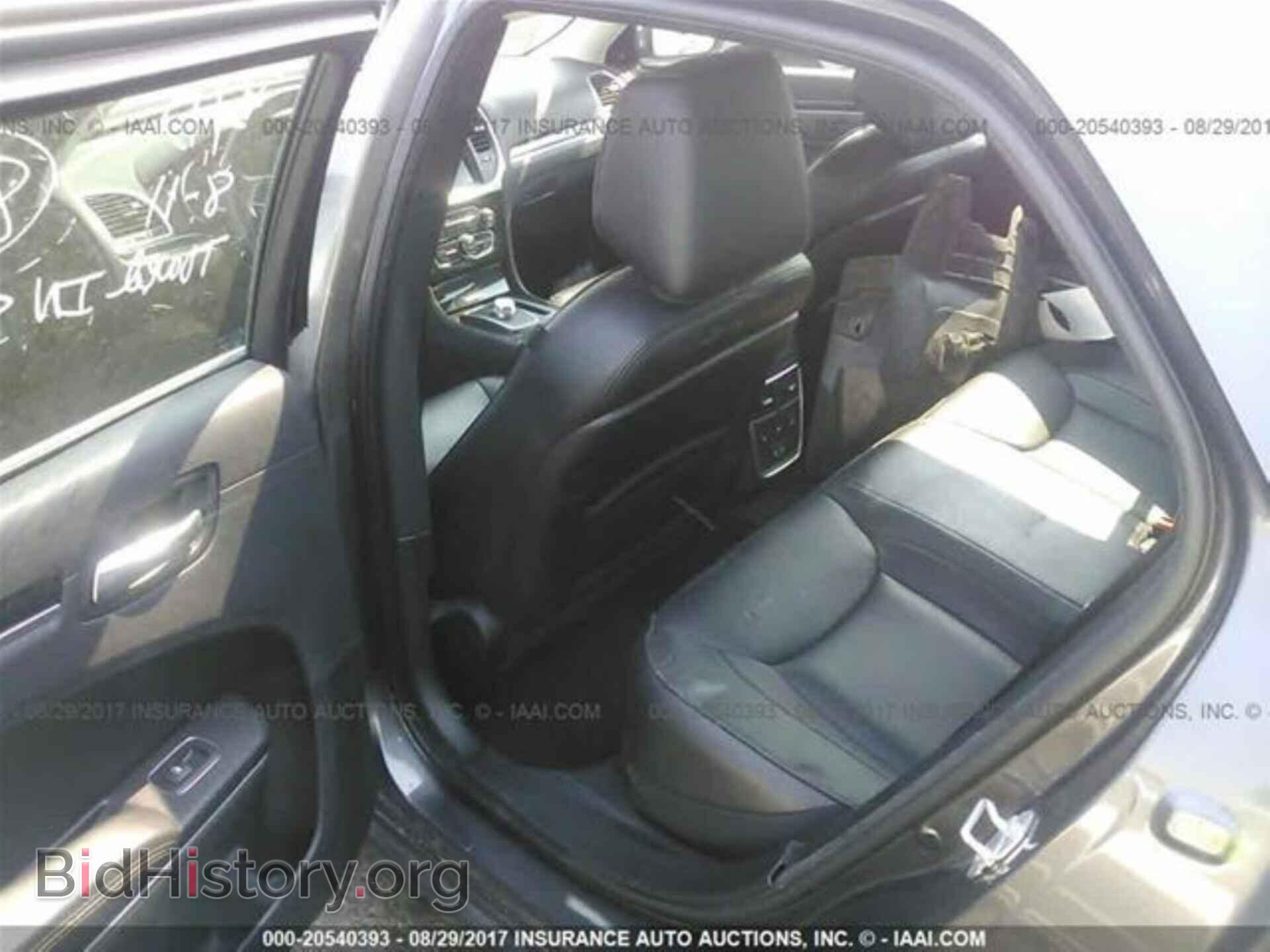 2016 Chrysler 300c - VIN: 2C3CCAEG6GH243578 - Фото 8