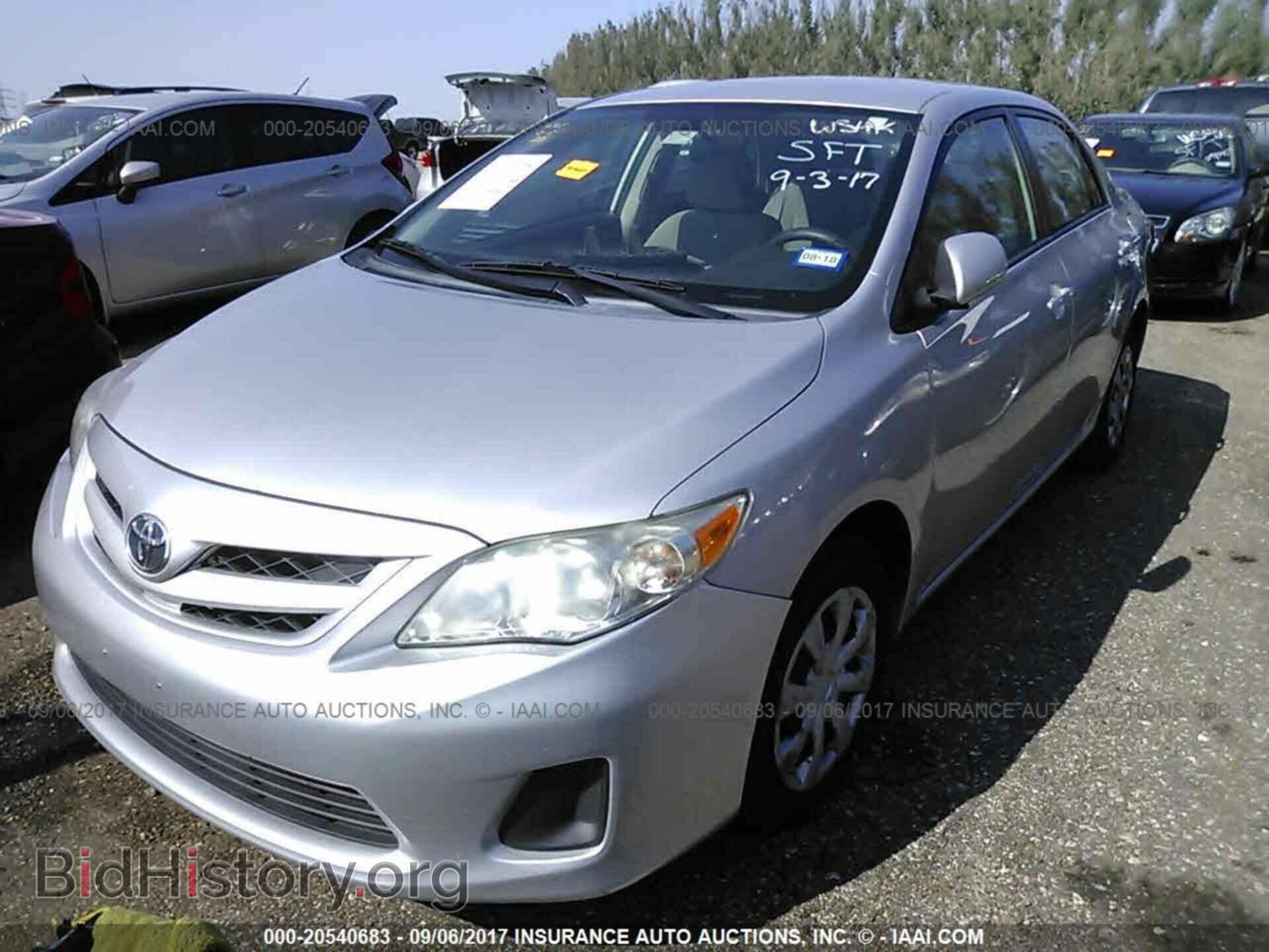 2011 Toyota Corolla - VIN: 2T1BU4EE6BC542933 - Фото 2