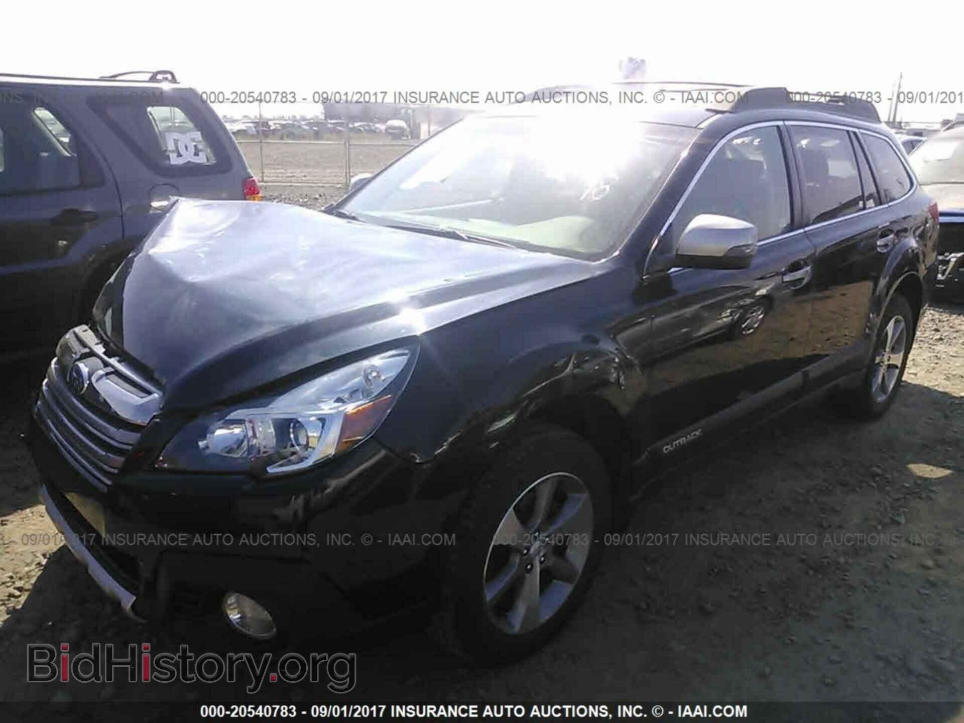 2013 Subaru Outback - VIN: 4S4BRBSC0D3280844 - Photo 2