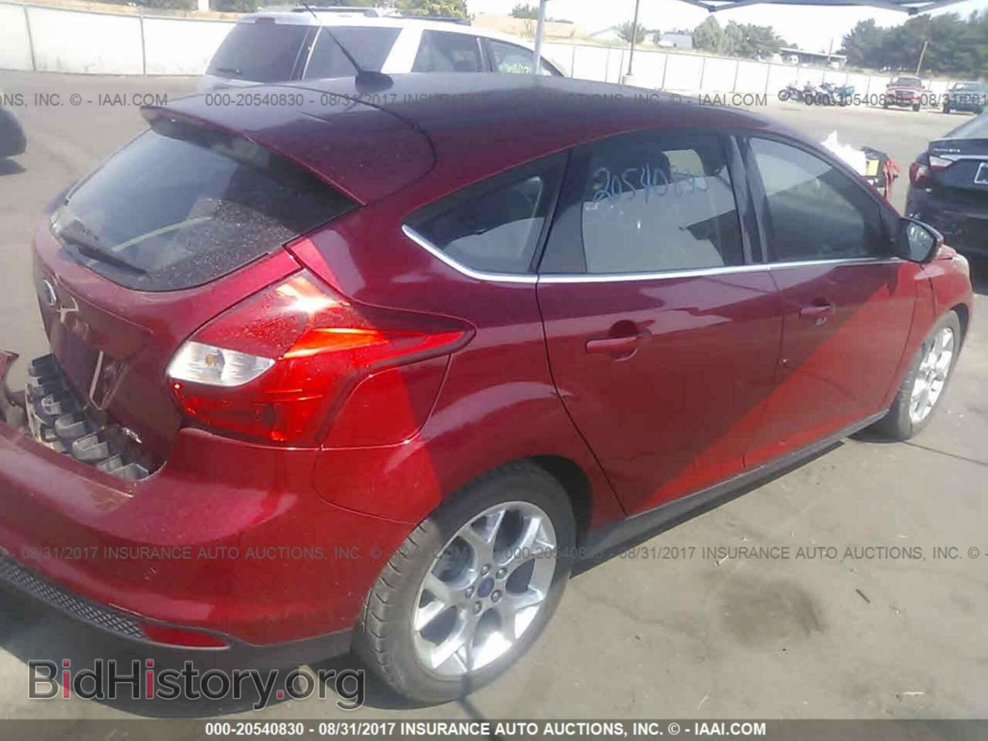2012 Ford Focus - VIN: 1FAHP3M25CL111258 - Фото 4