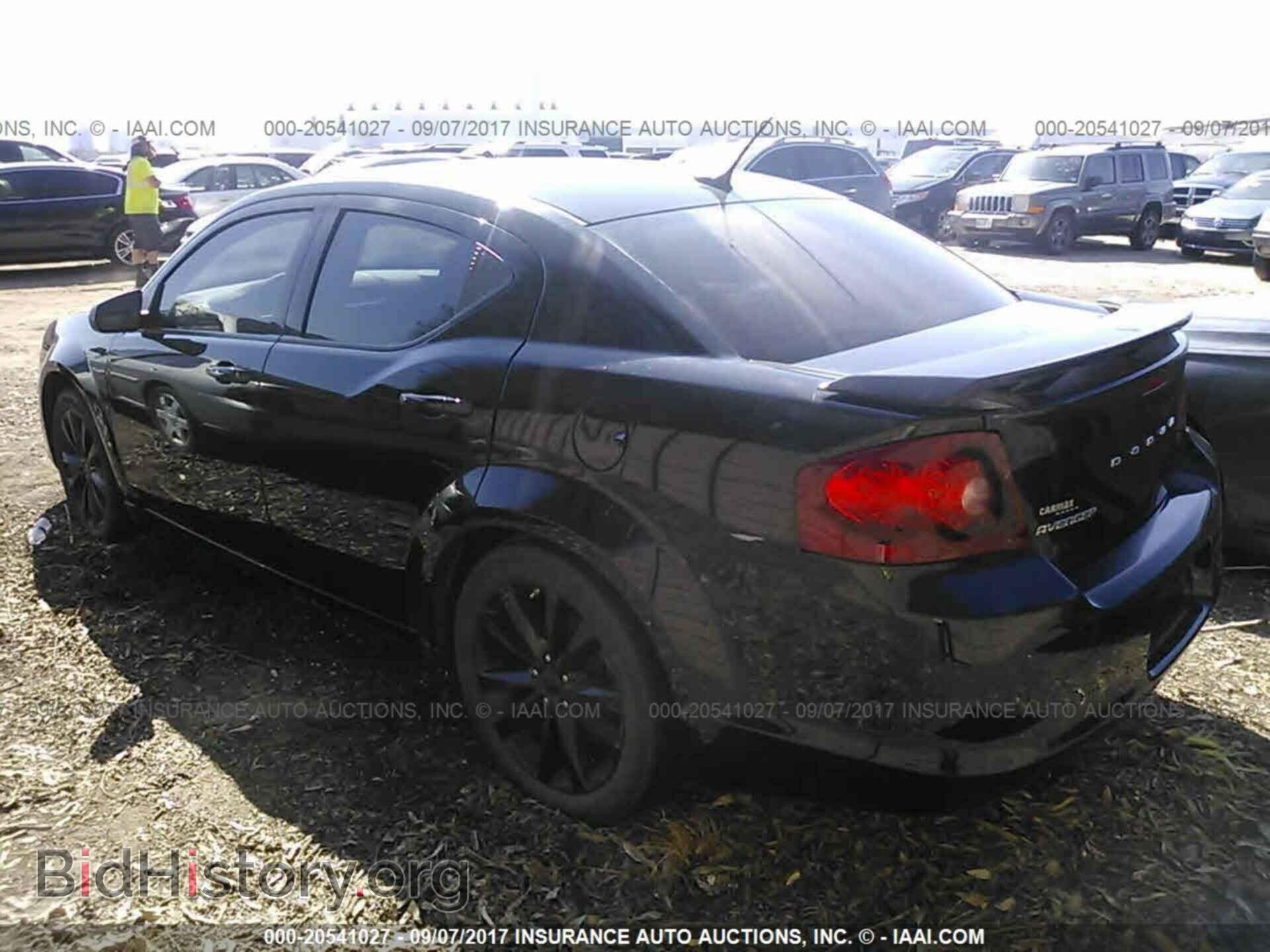 2014 Dodge Avenger - VIN: 1C3CDZAG8EN104140 - Photo 3