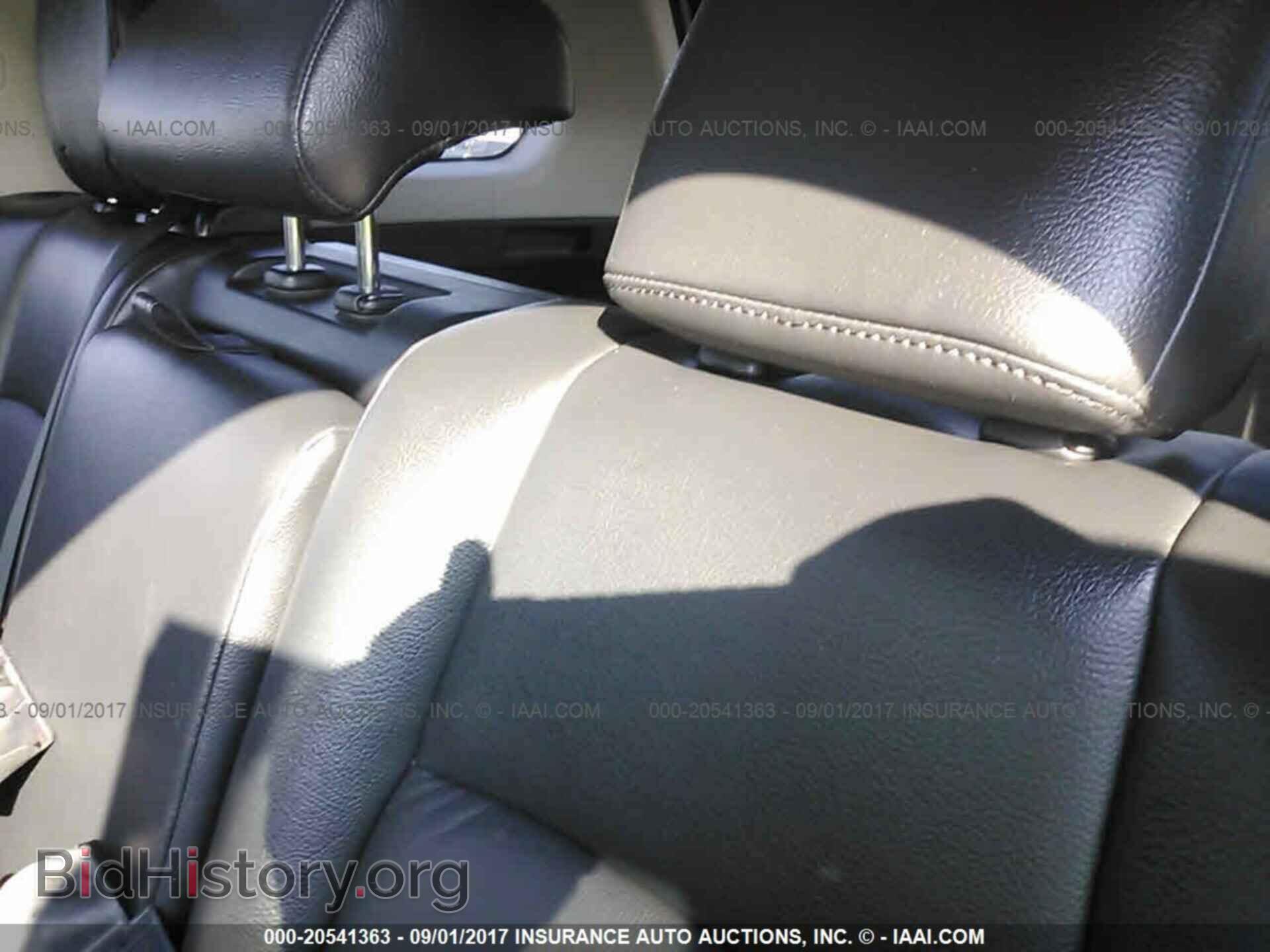 2011 Toyota 4runner - VIN: JTEZU5JR8B5015210 - Фото 8