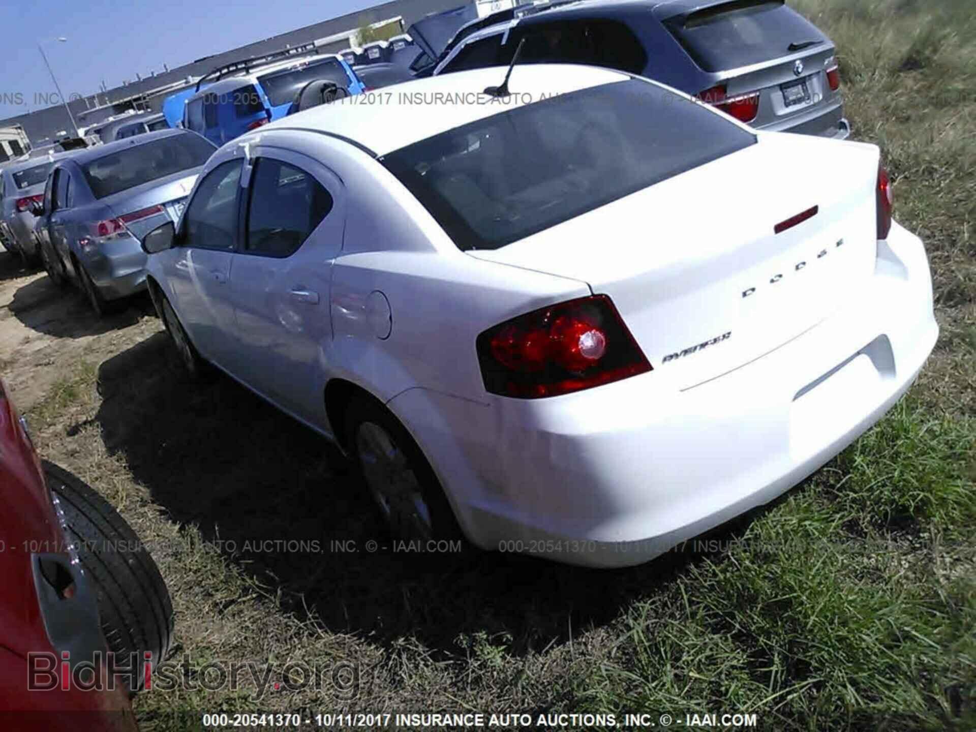 2011 Dodge Avenger - VIN: 1B3BD4FB8BN548624 - Фото 3