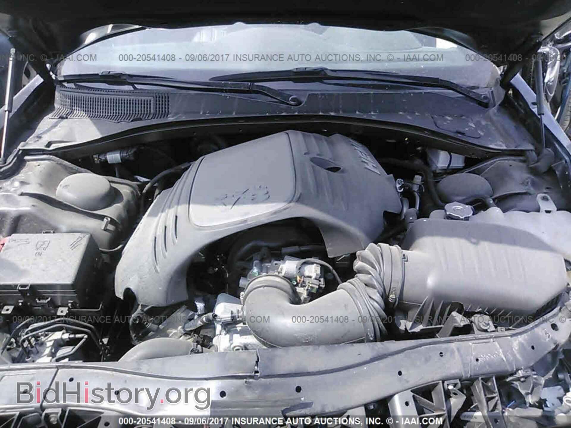 2016 Chrysler 300 - VIN: 2C3CCABT0GH220315 - Фото 10