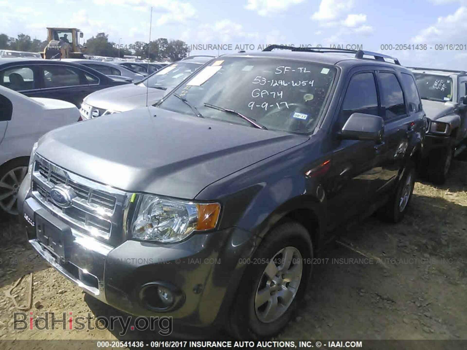 2012 Ford Escape - VIN: 1FMCU0EG5CKA90080 - Фото 2