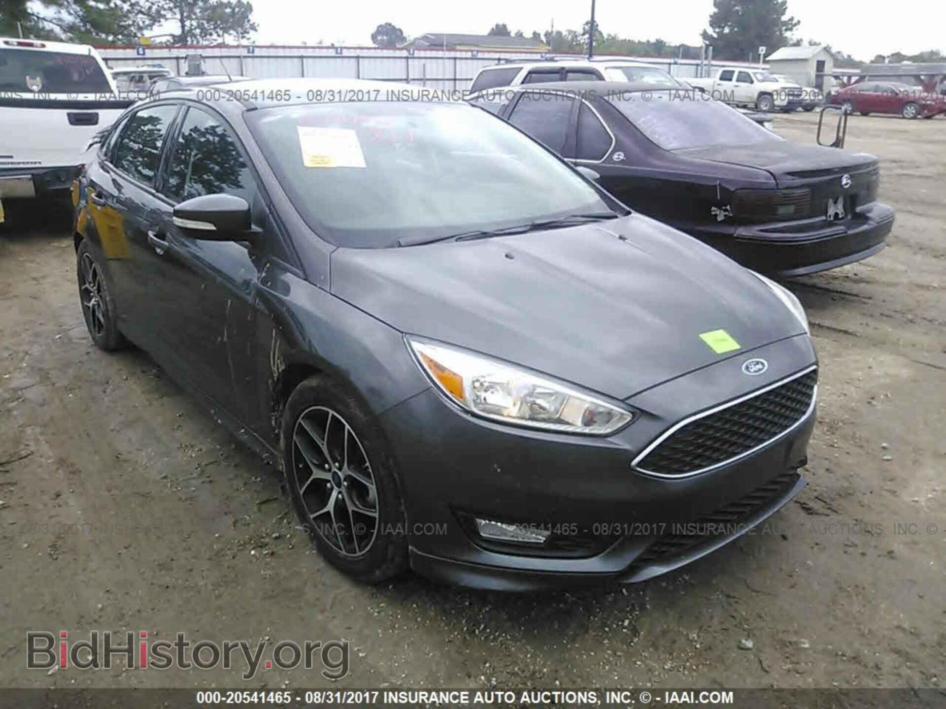 Photo 1FADP3F20GL215352 - Ford Focus 2016